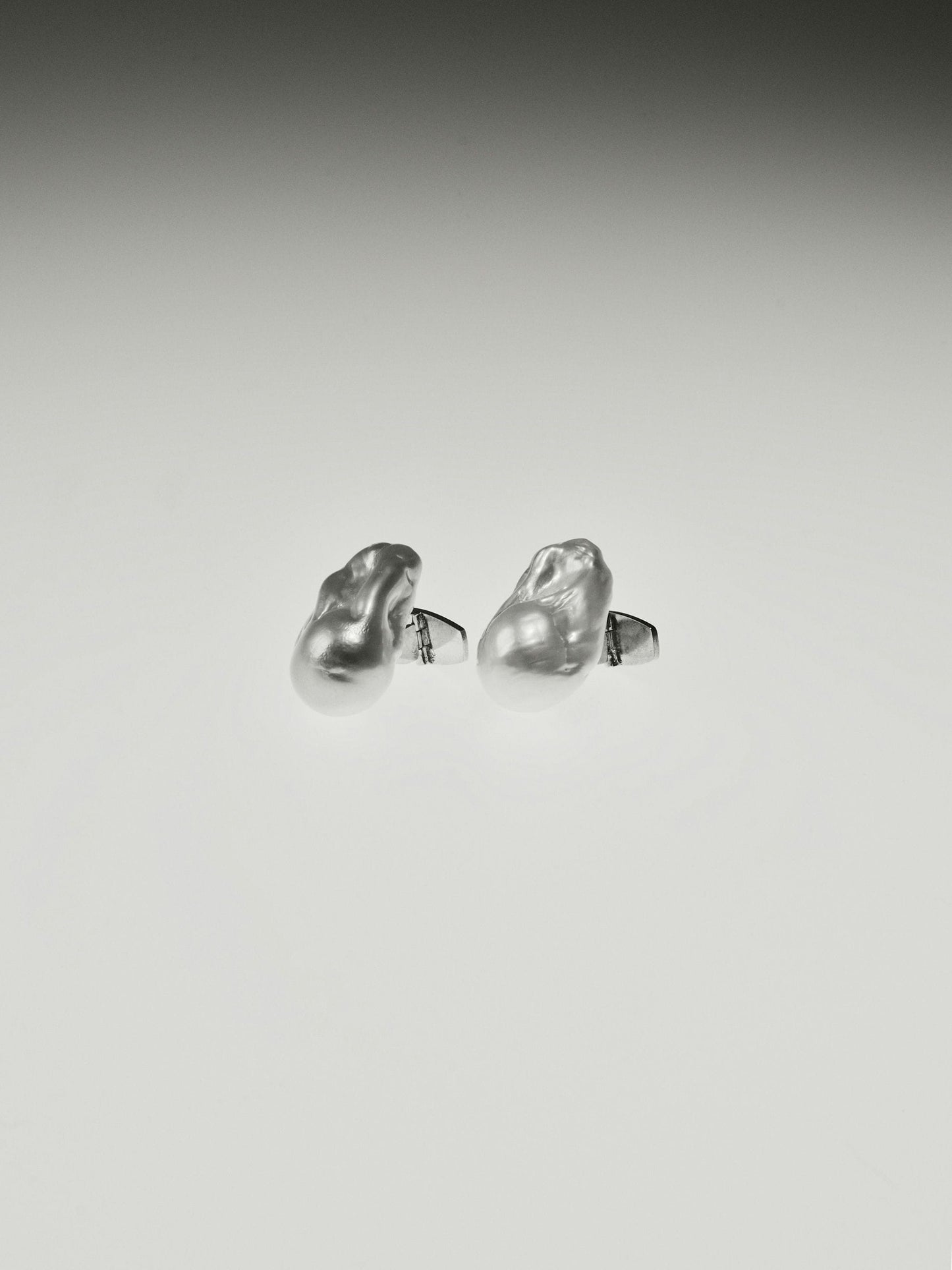 Mint cuff links: sterling silver, baroque pearl