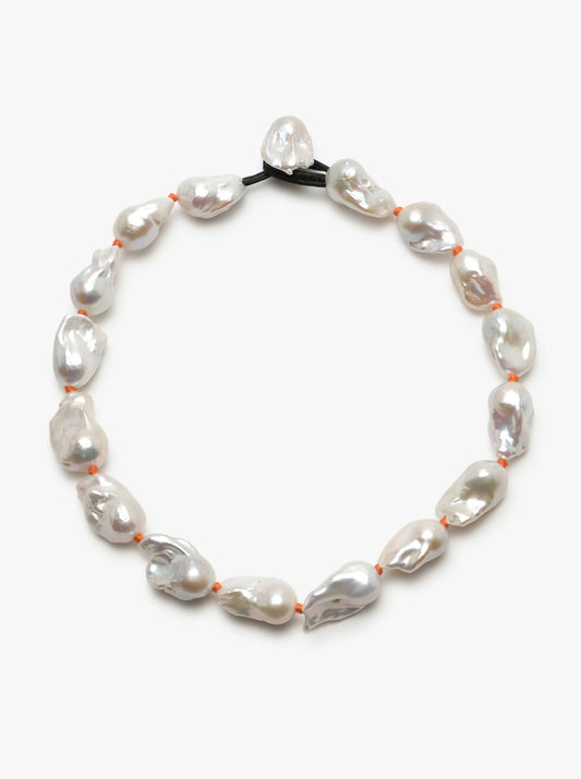 Necklace: baroque pearl