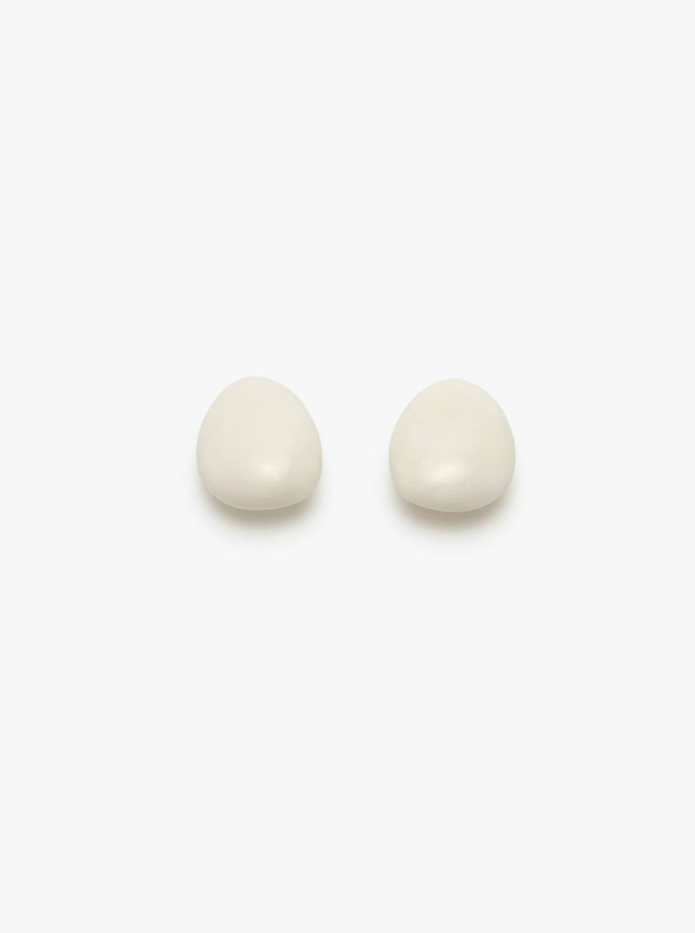 Lima earrings: white