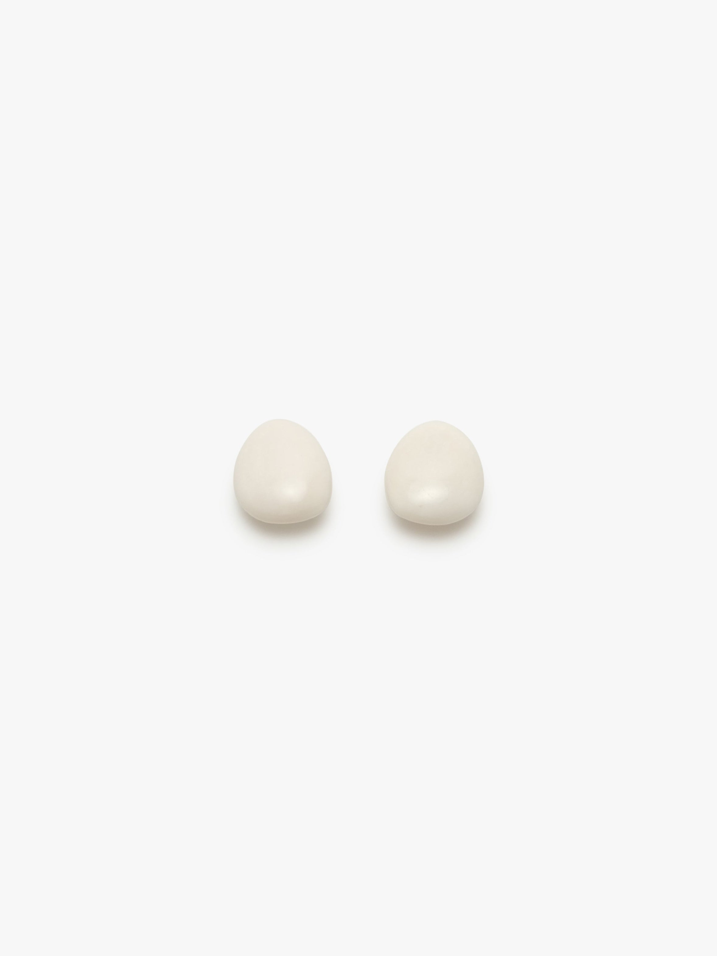 Lima earrings: white