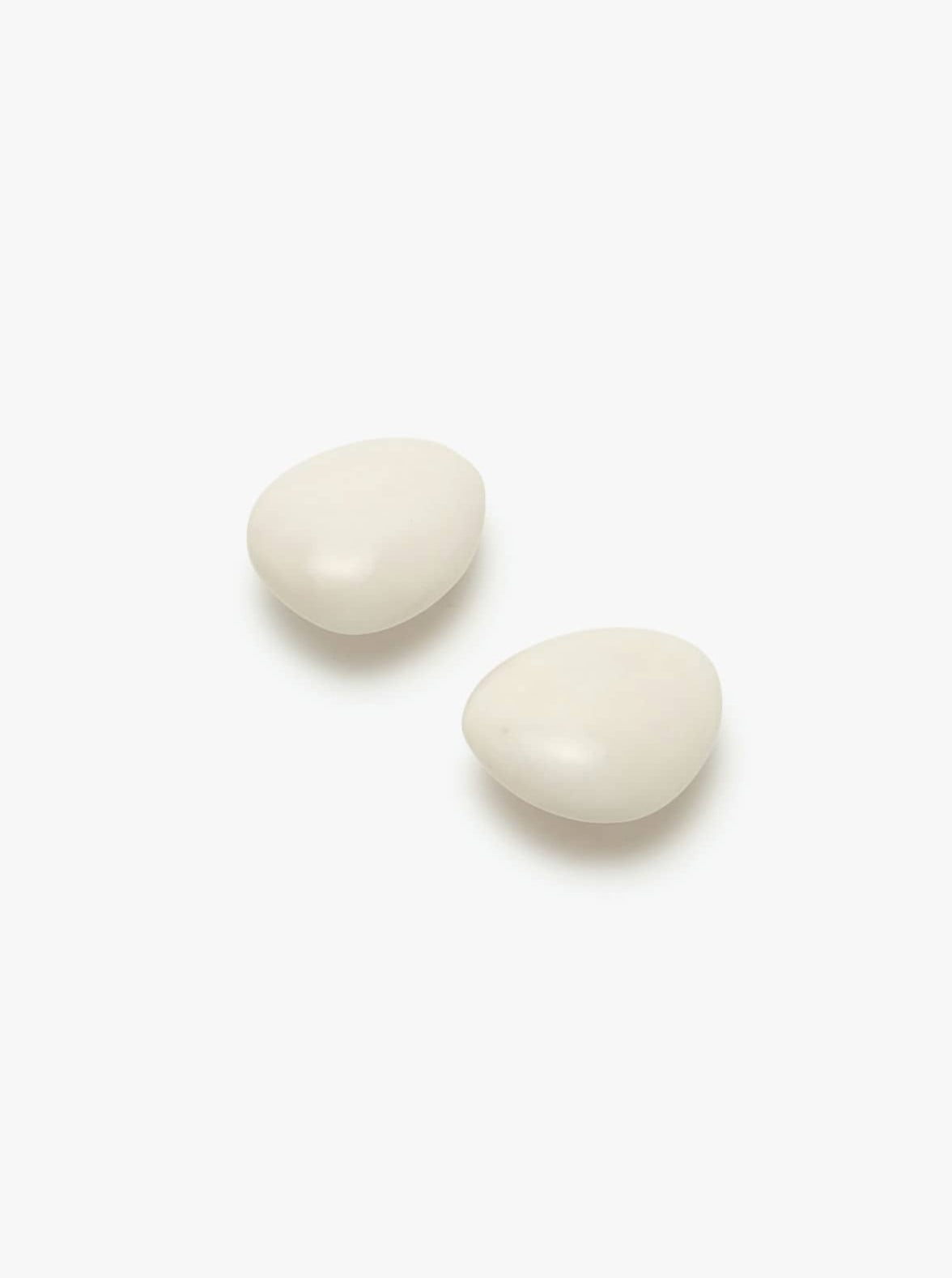 Lima earrings: white