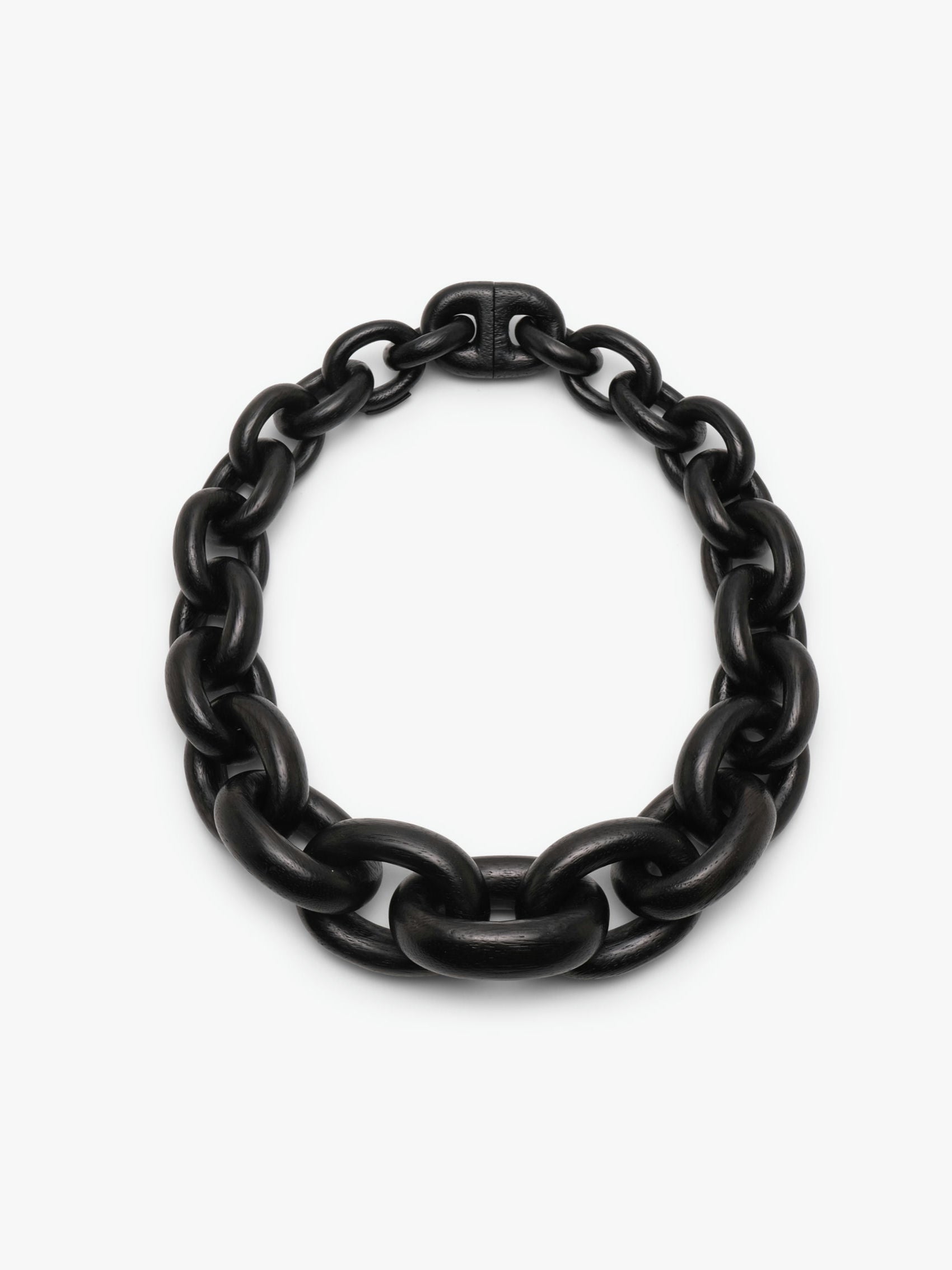 Delhi necklace: black acacia
