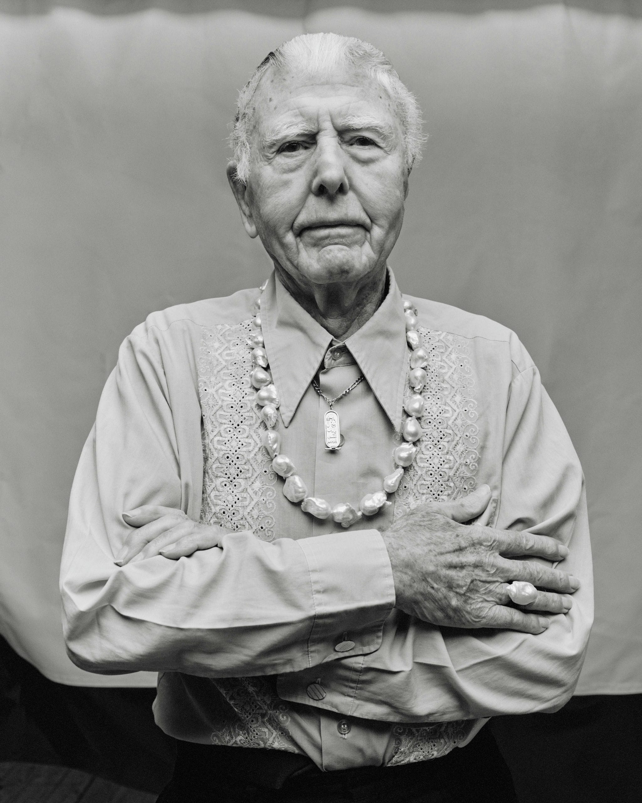 Lune ring: baroque pearl, leather