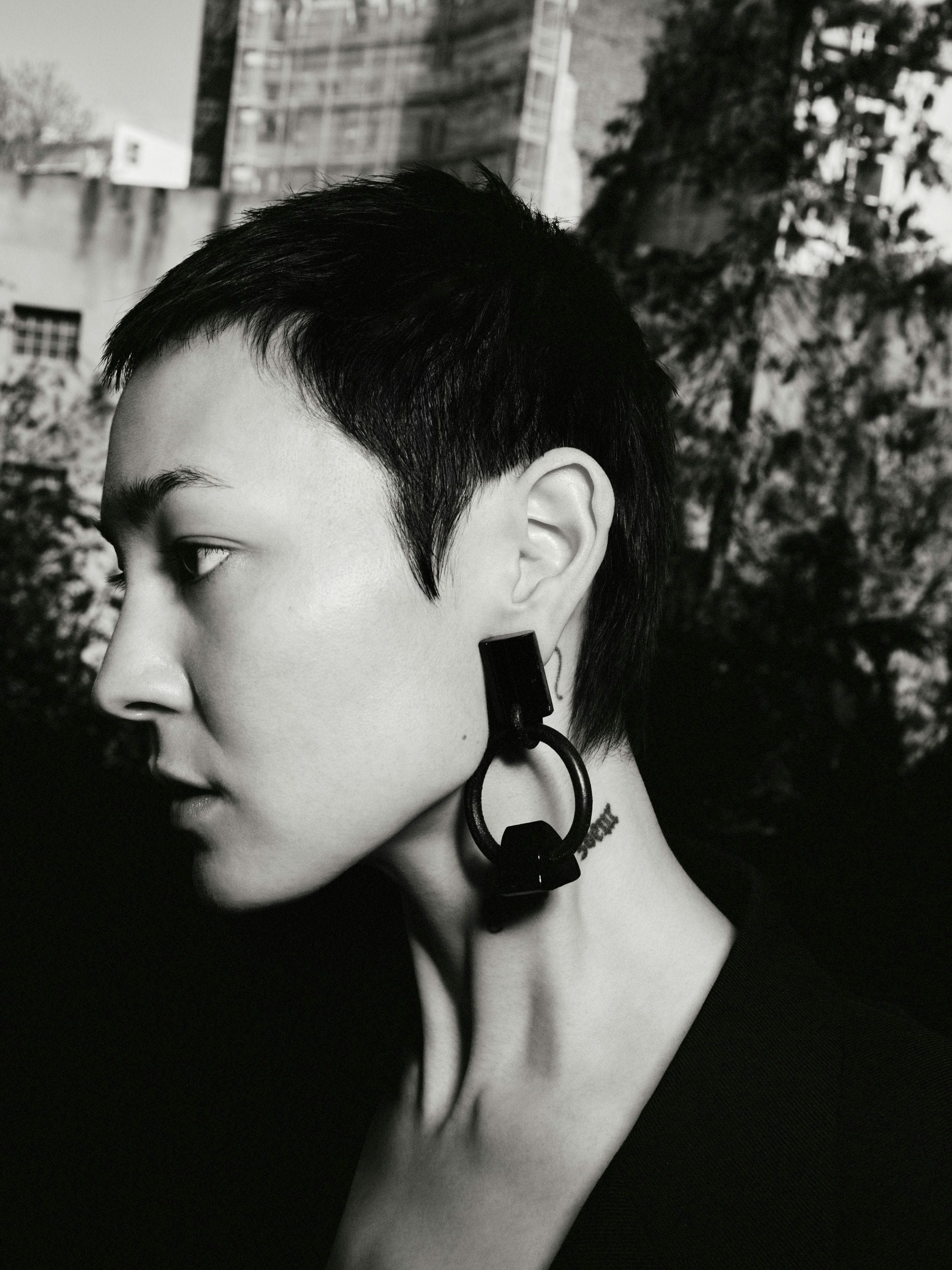 Mint earclips: black tourmaline, leather