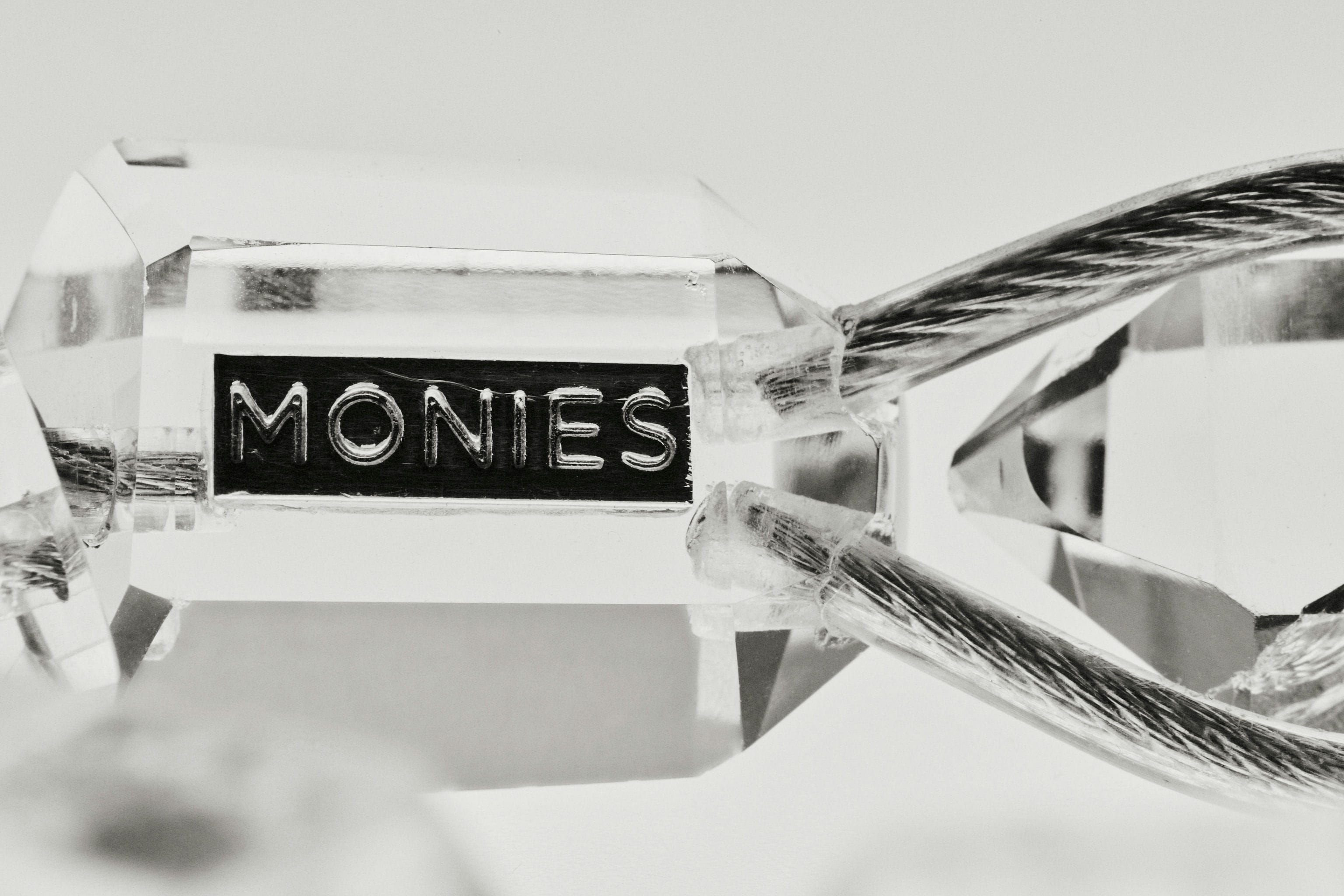 Mint bracelet: mountain crystal, steel wire