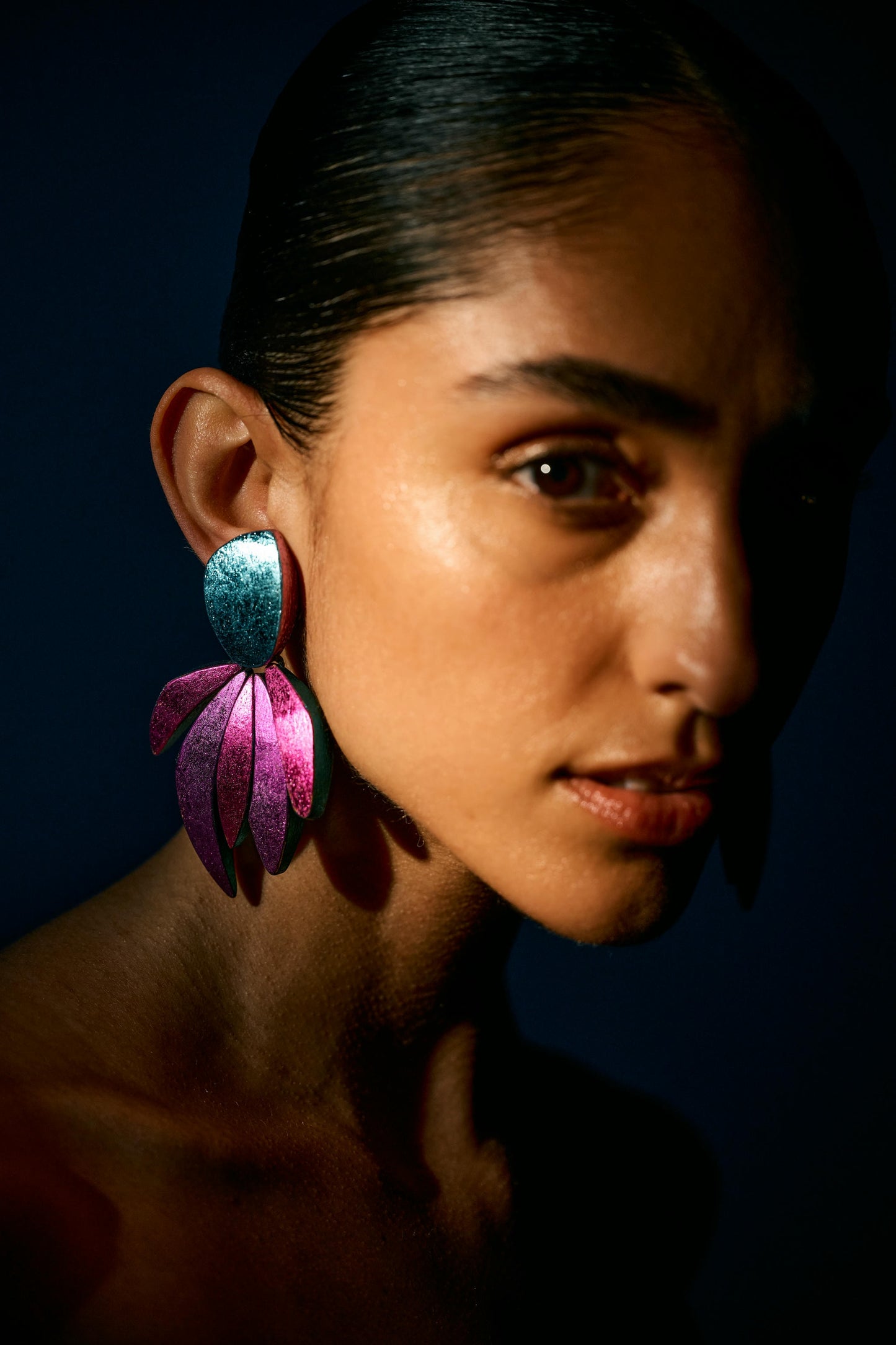 Tia earring: multi-coloured foil