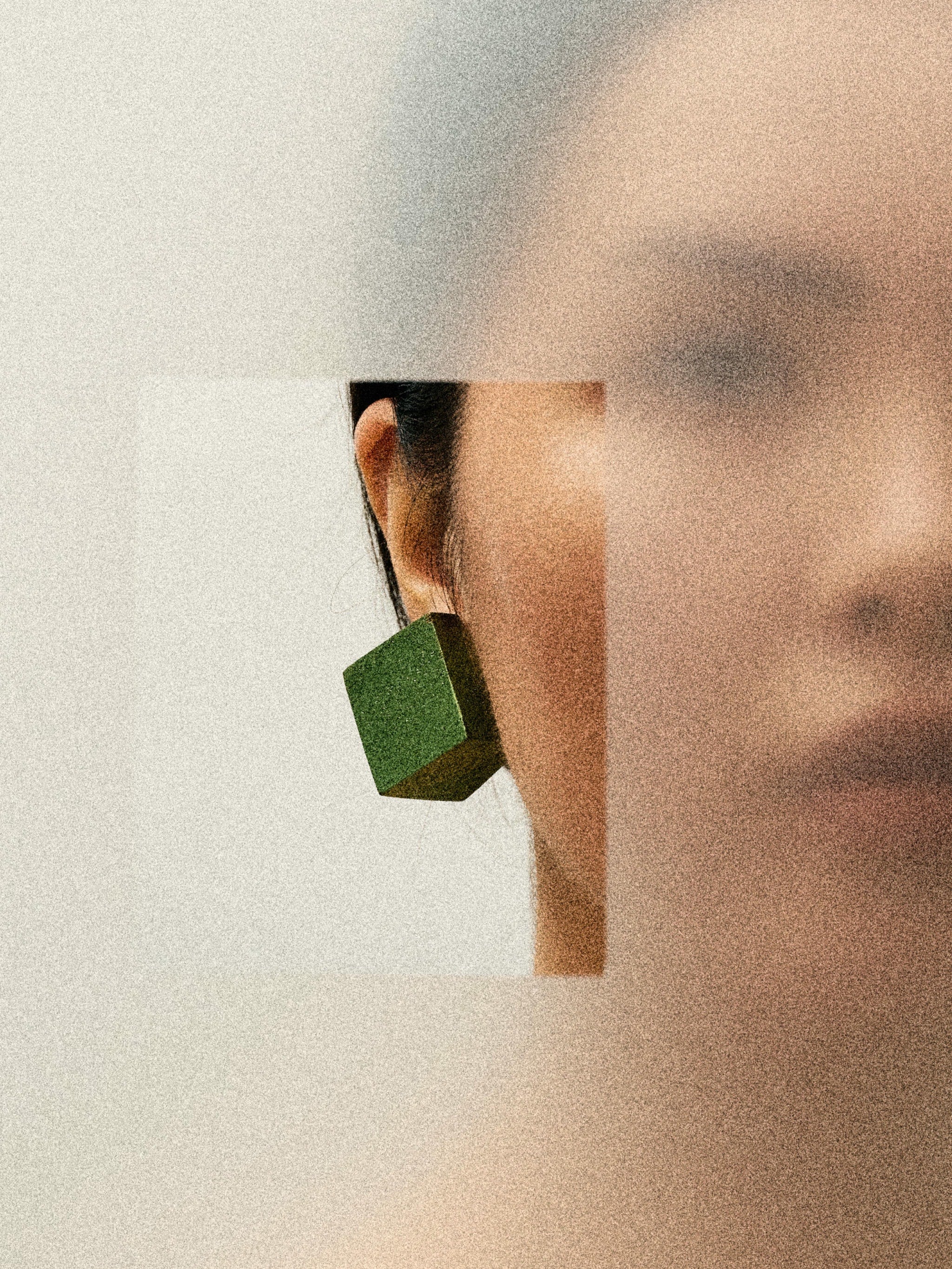 Venia earrings: green