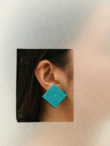 Venia earring: blue