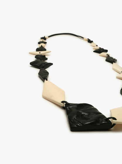 Necklace: bone, horn