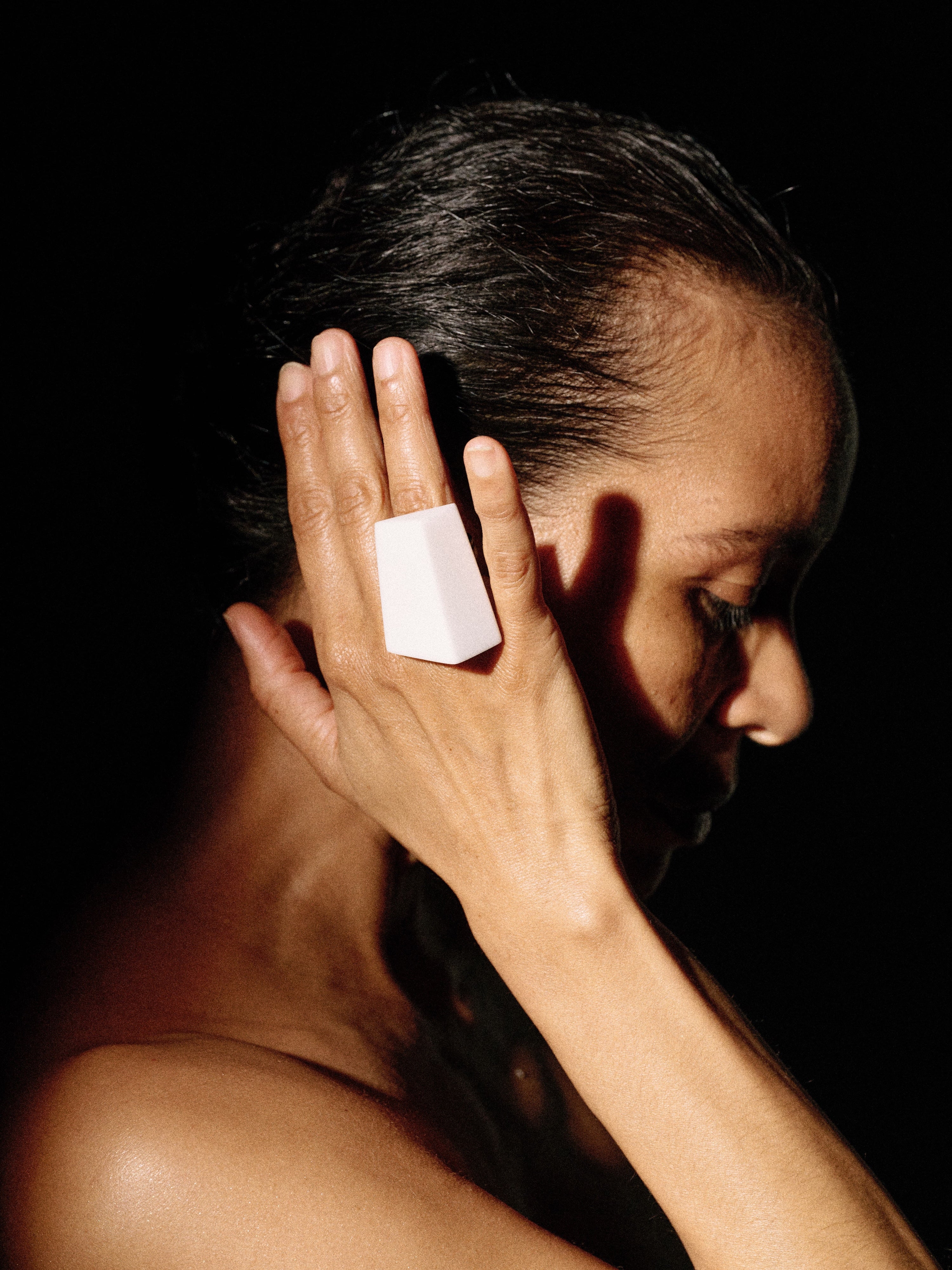 Solace ring: white greencast