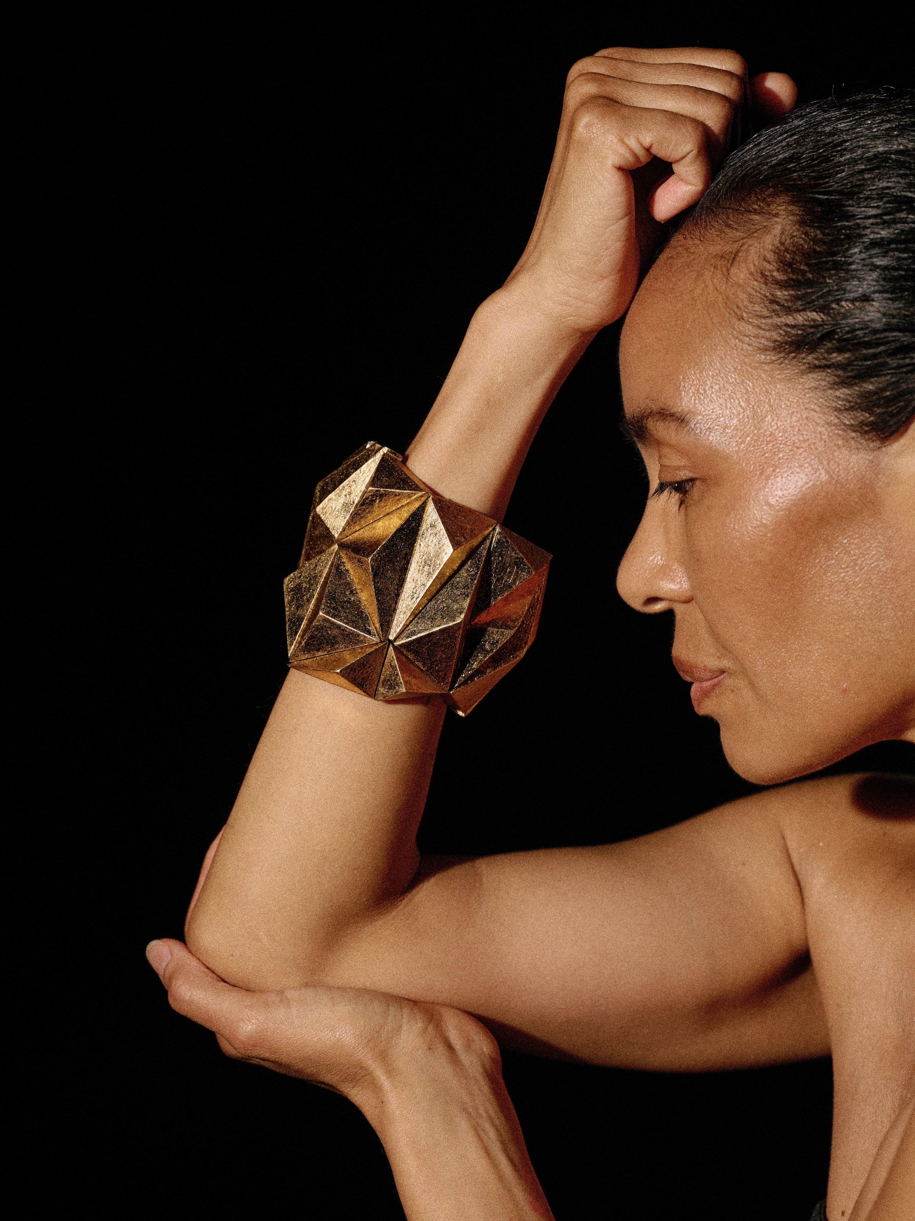 Gravina bracelet: acacia, goldfoil