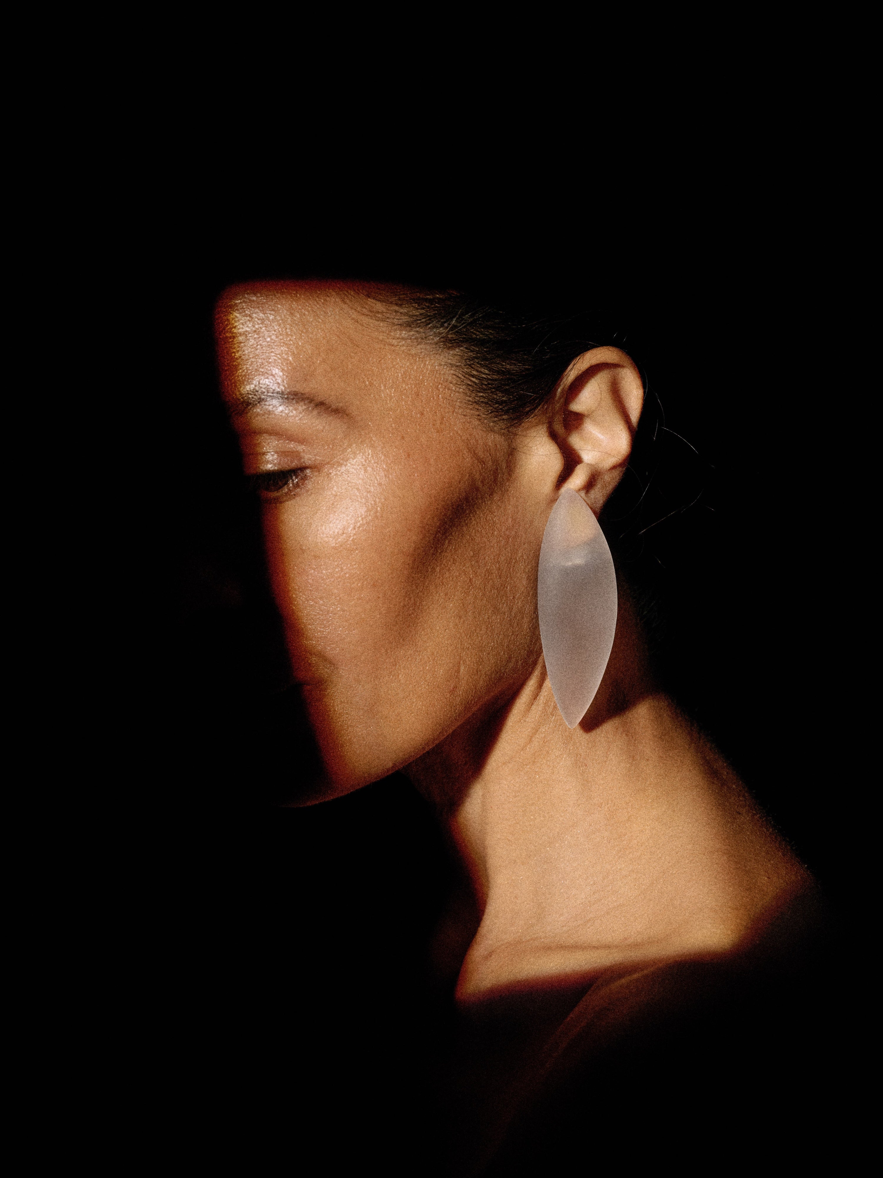 Nimara earrings: frosted greencast