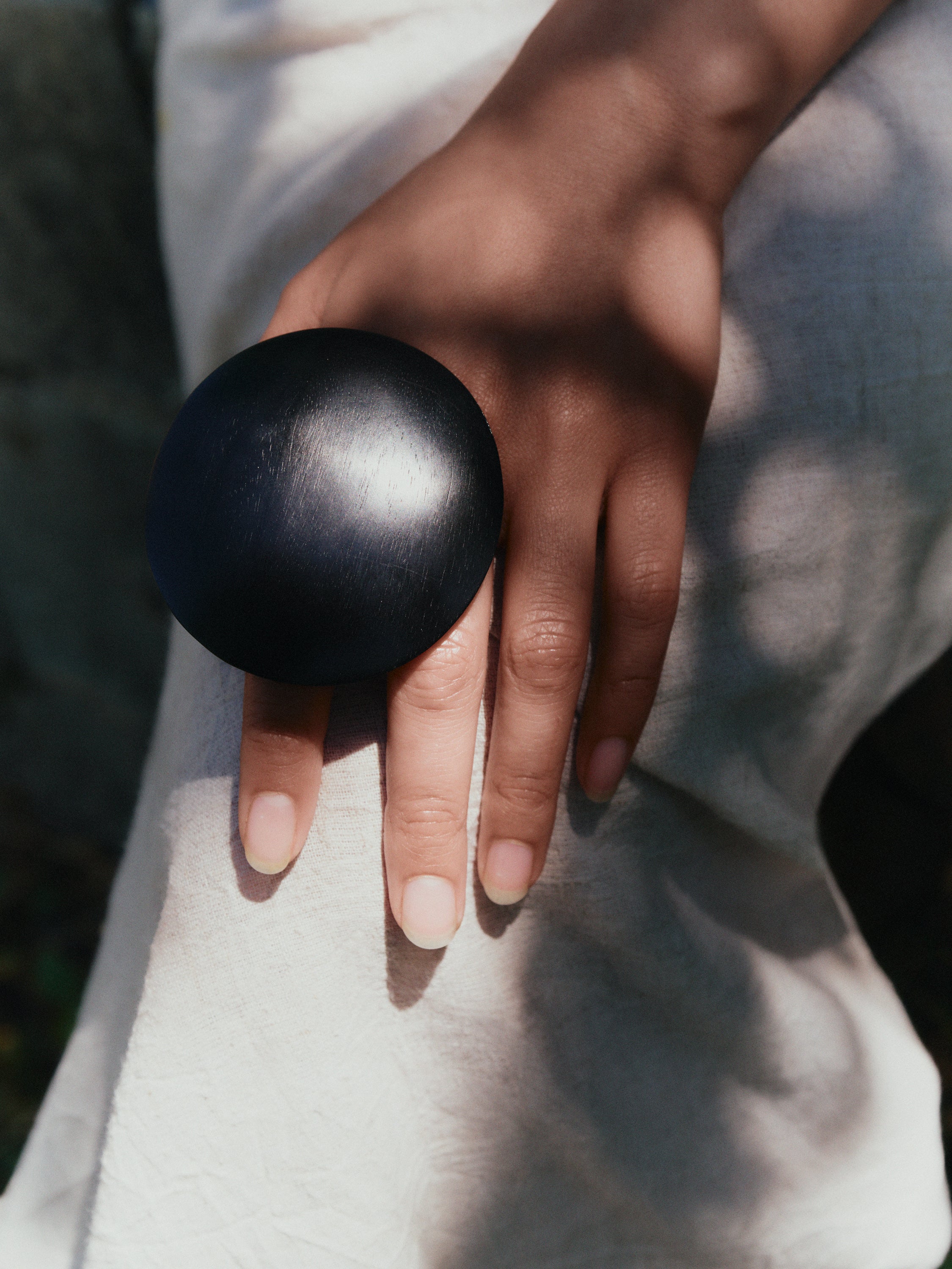 Nara ring: black acacia