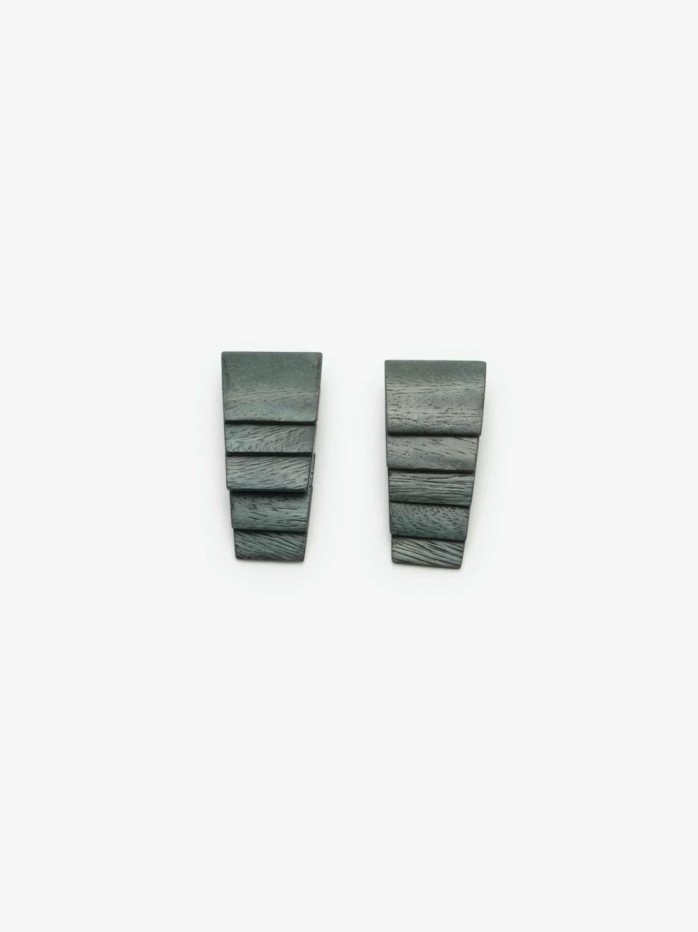 Sassari earclips: grey