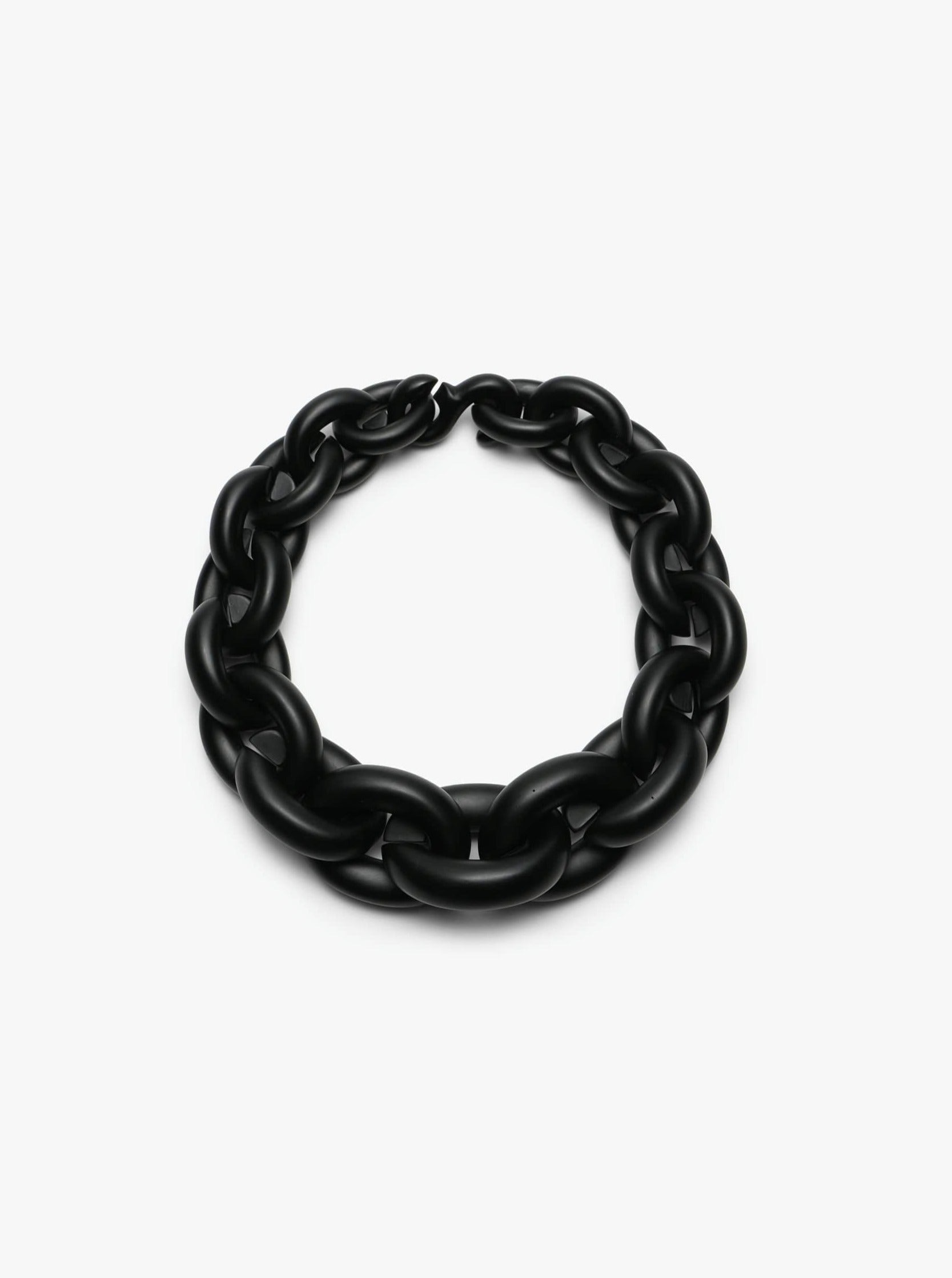 Amo necklace black