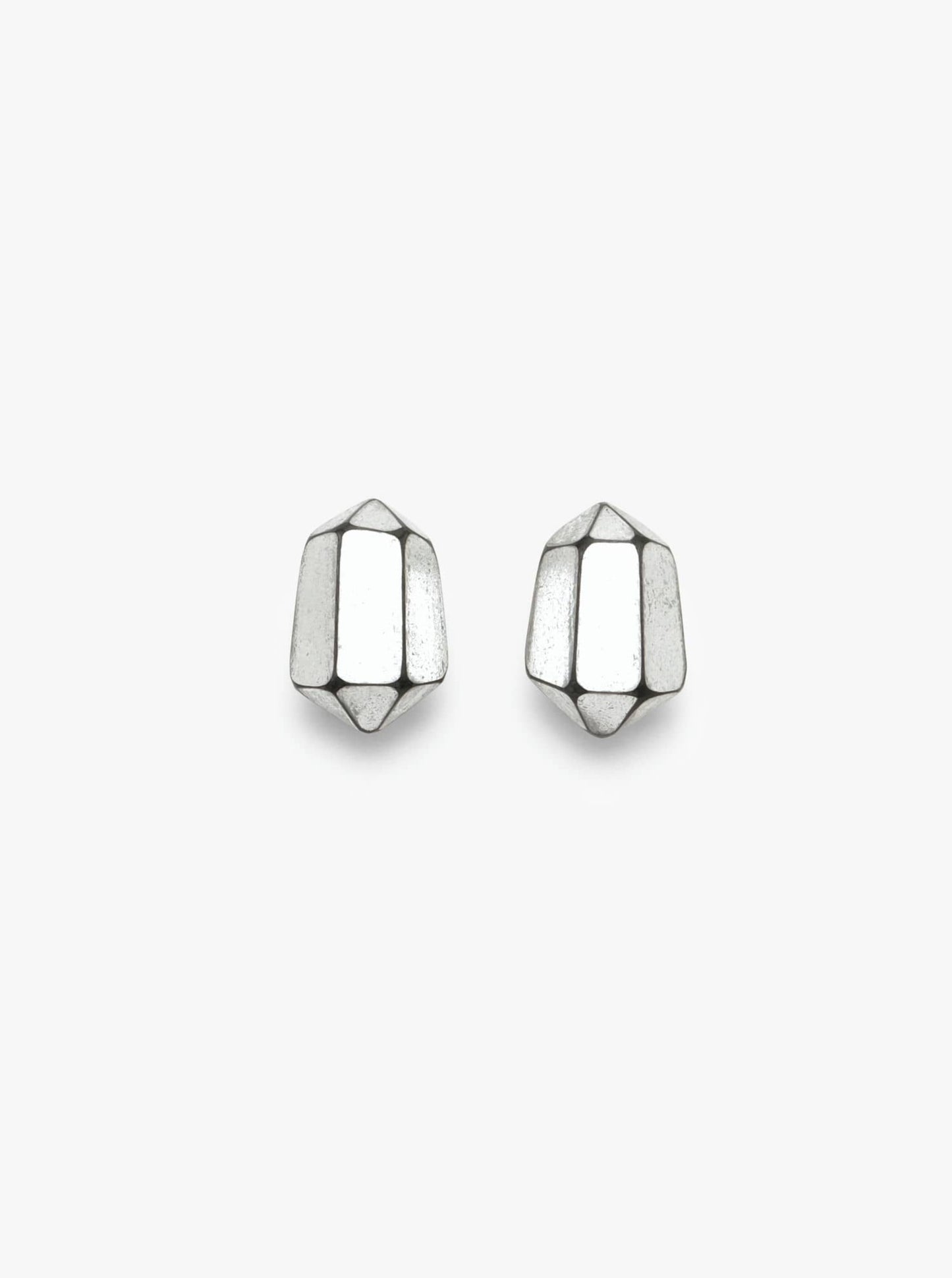 Lyrix stud earring silver