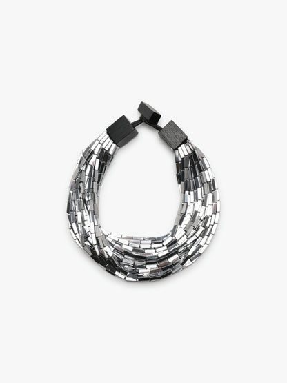 Hilver necklace: hematite stone