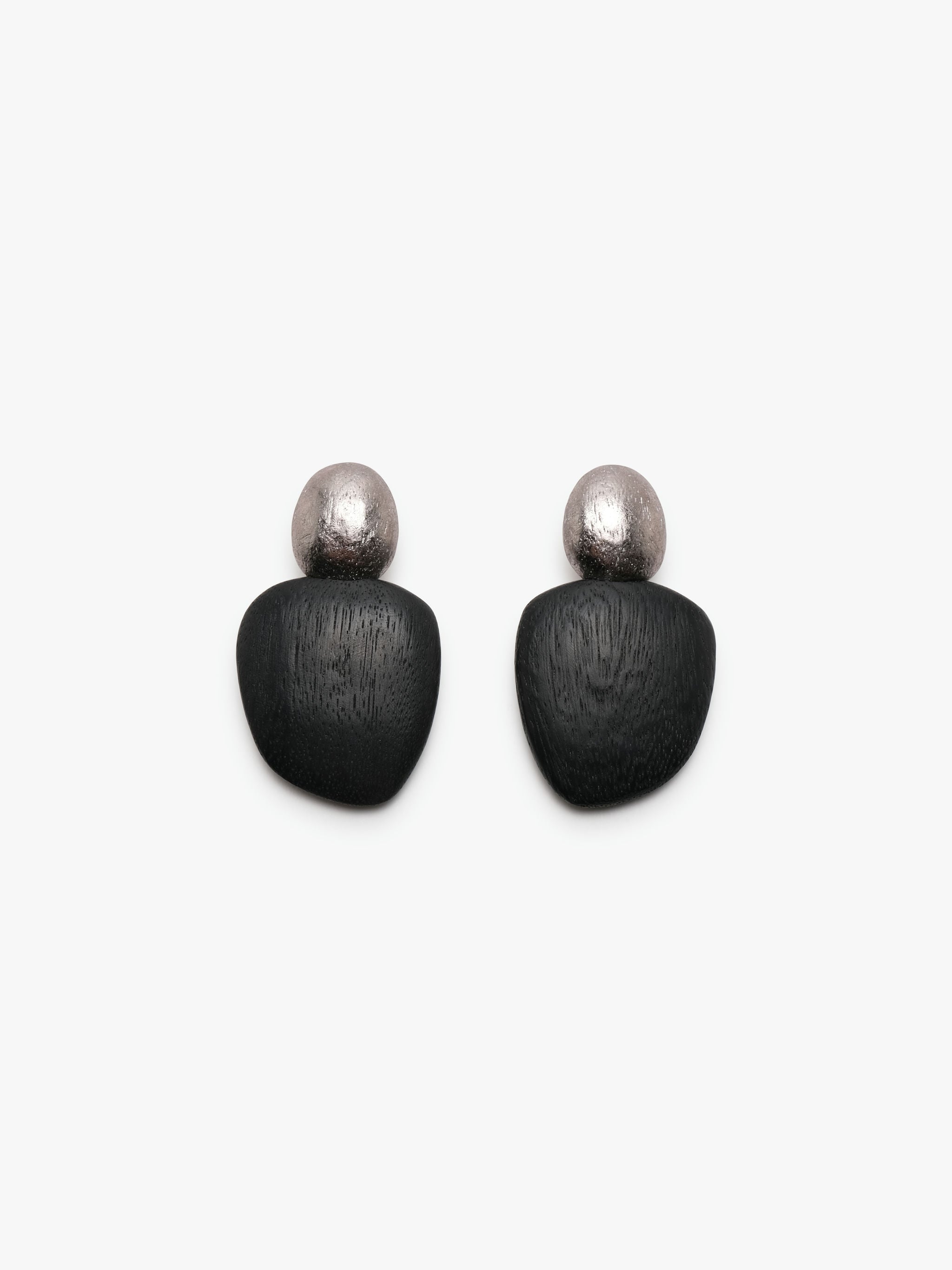 Luma earrings: acacia, dark silverfoil