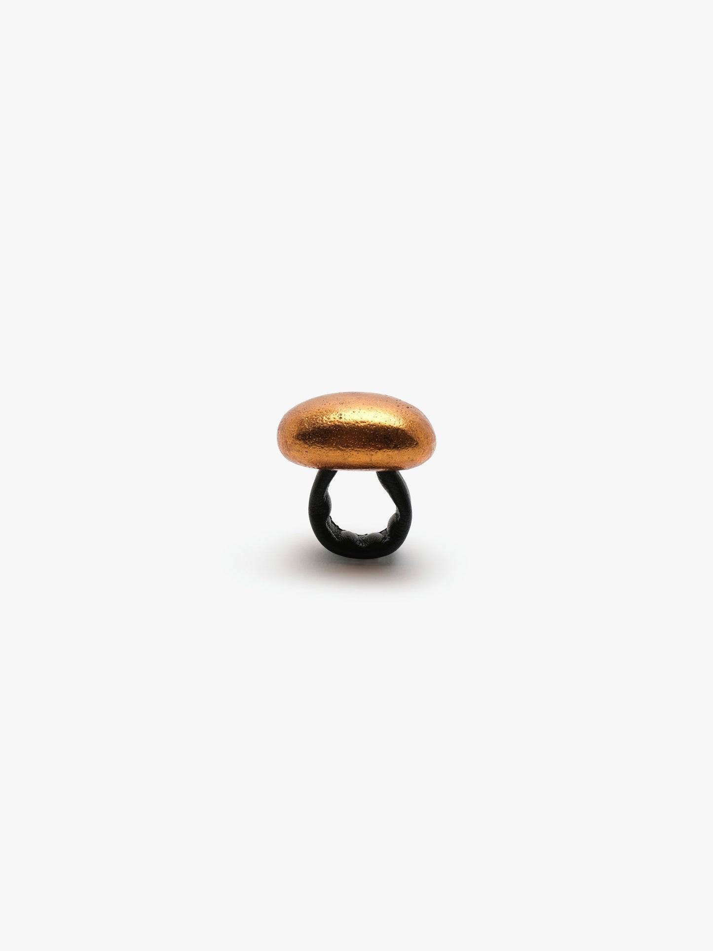 Pinea ring: bronze