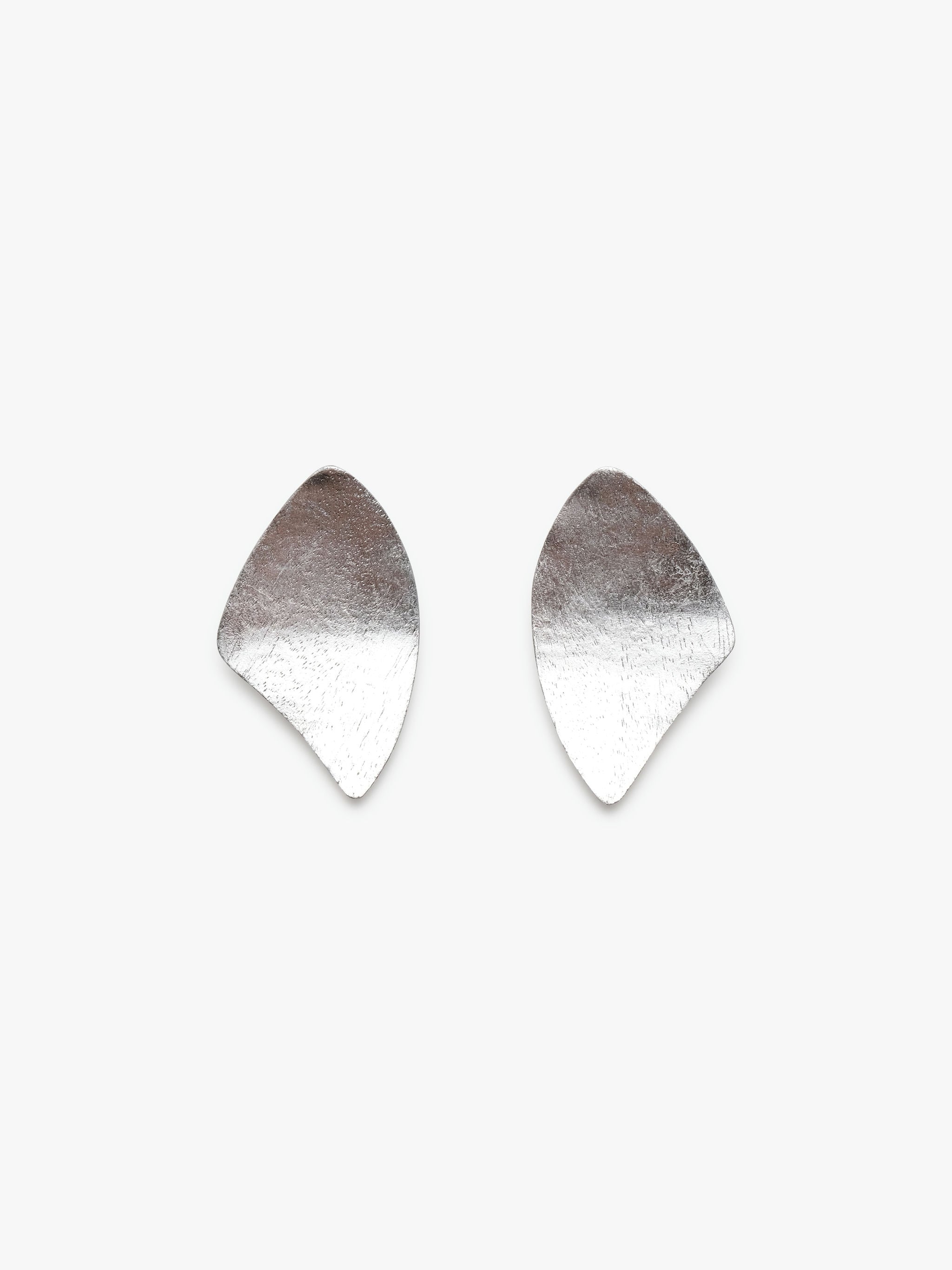 Riva earrings: acacia, silverfoil