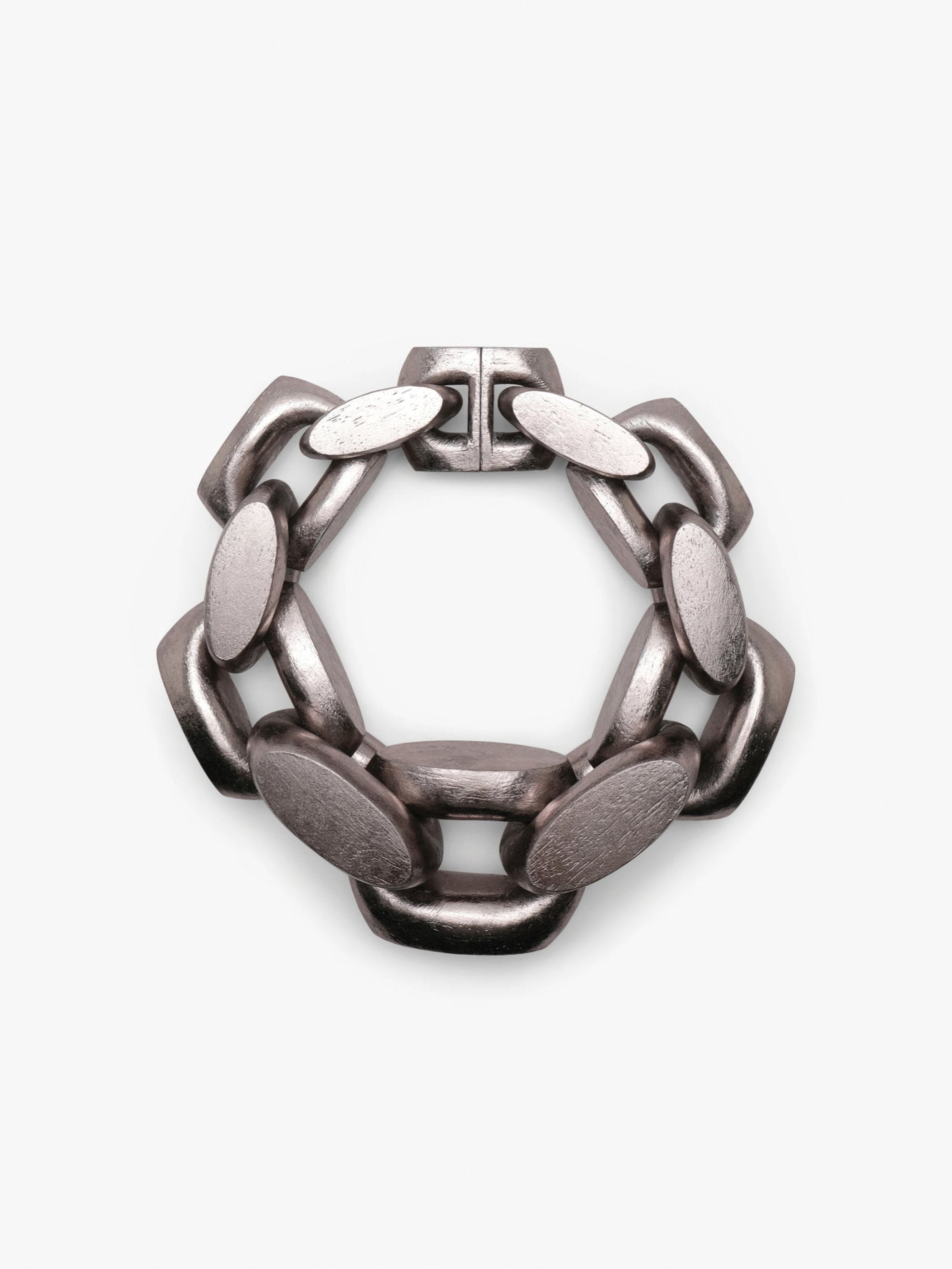 Aella necklace: acacia, silverfoil