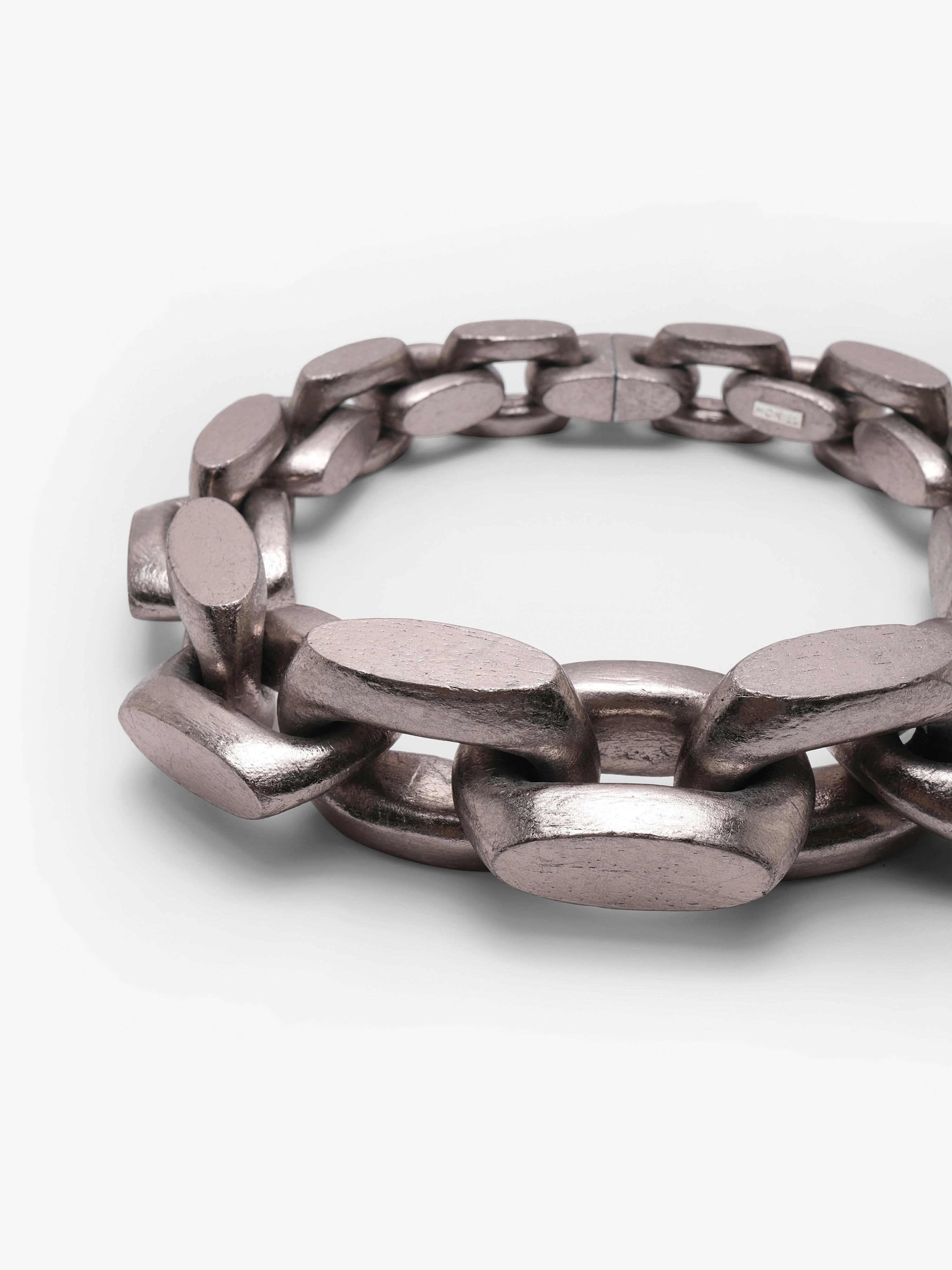 Arashi necklace: acacia, silver foil