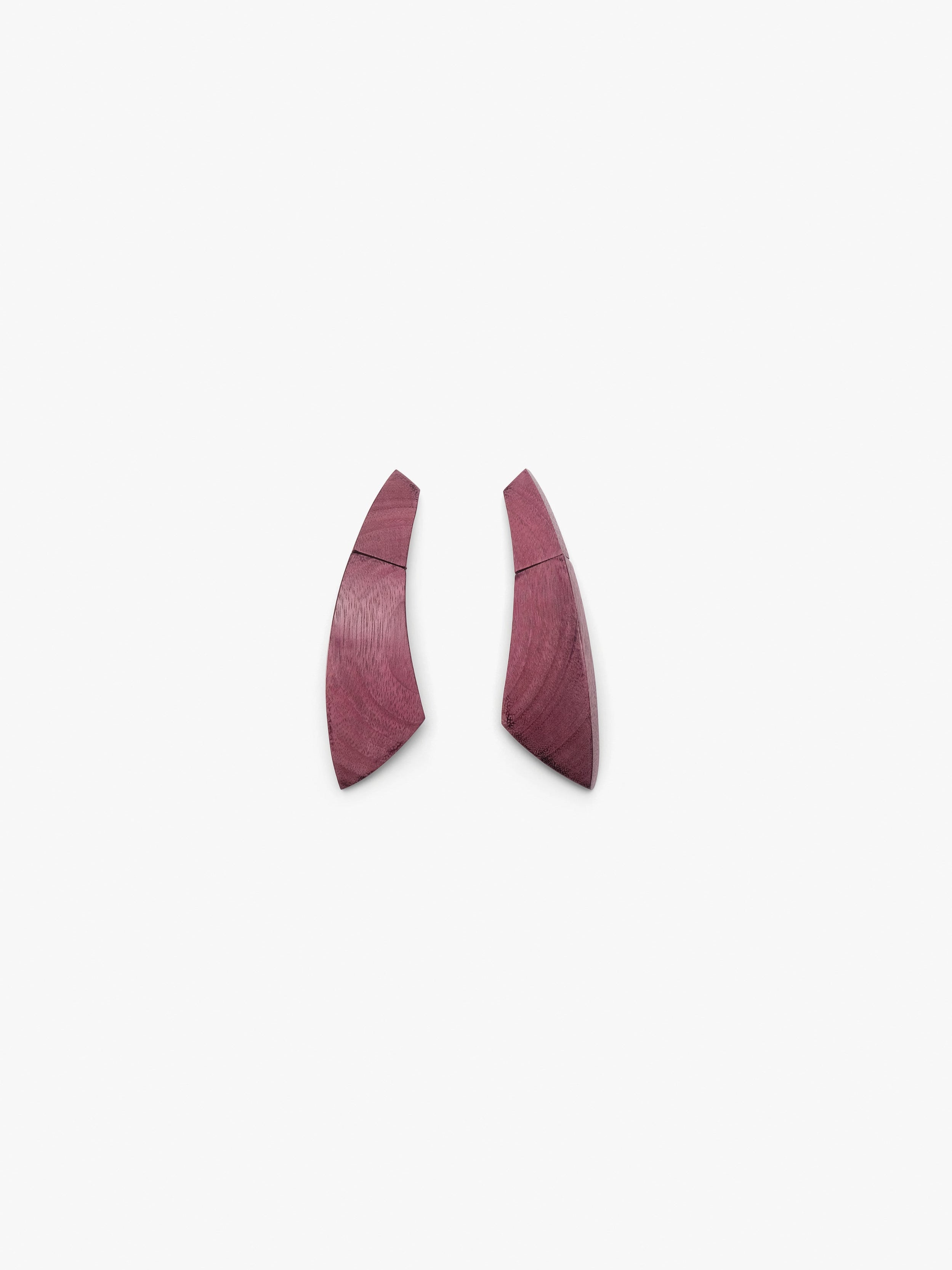 Petraea earrings: amaranth wood