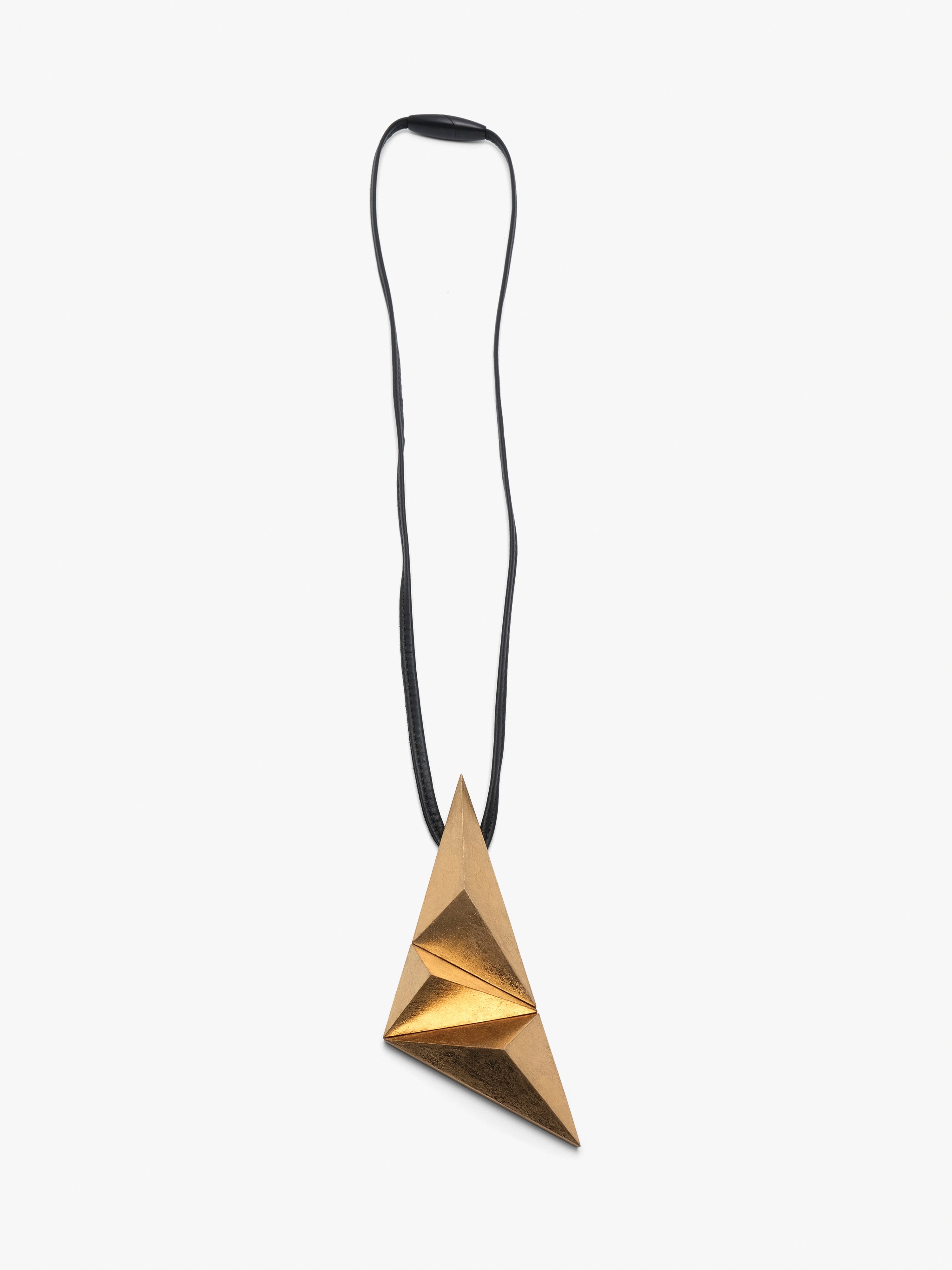 Greya pendant: acacia, goldfoil, leather