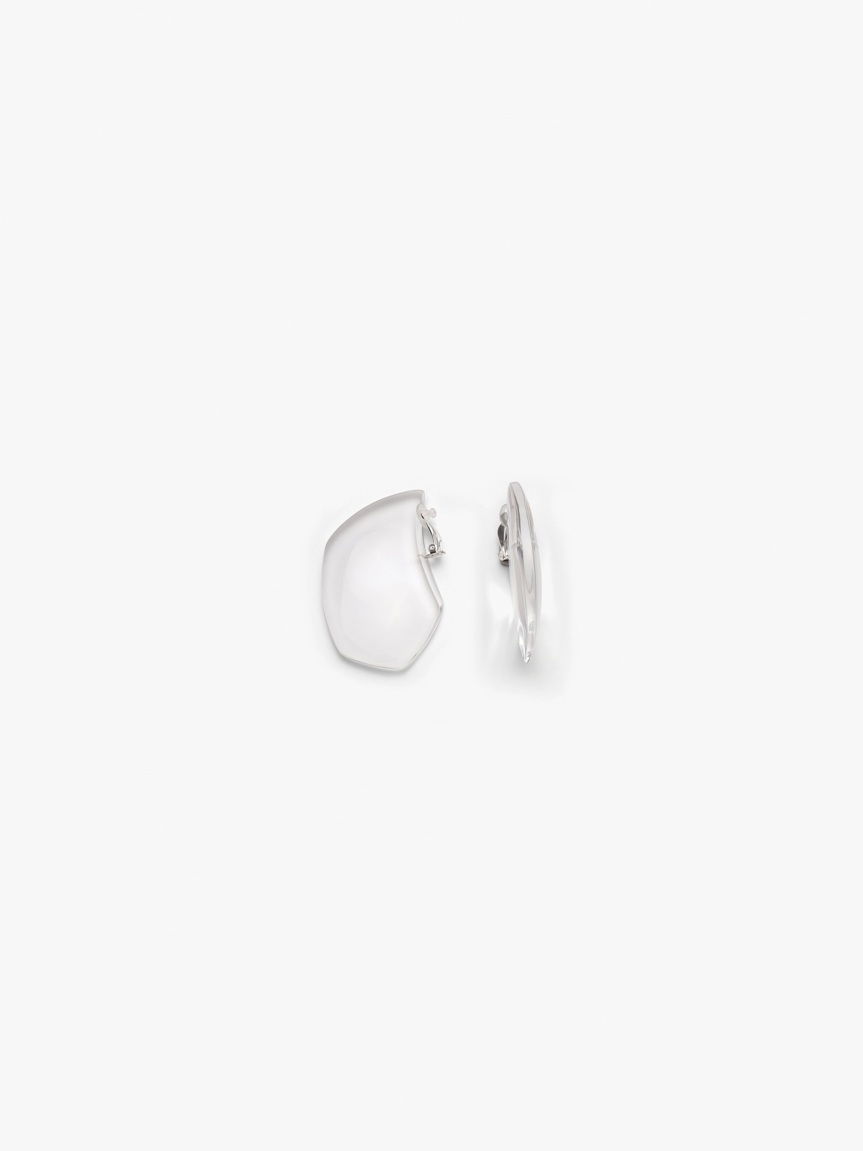 Floreva earrings: clear greencast
