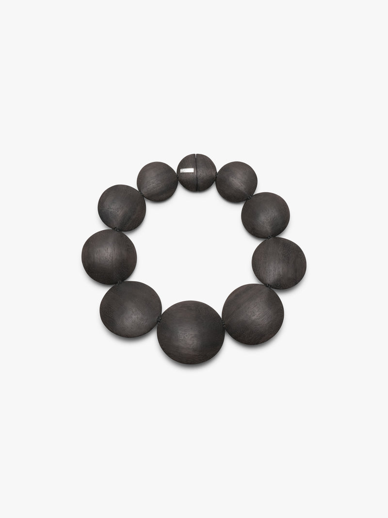 Sava necklace: acacia, silverfoil