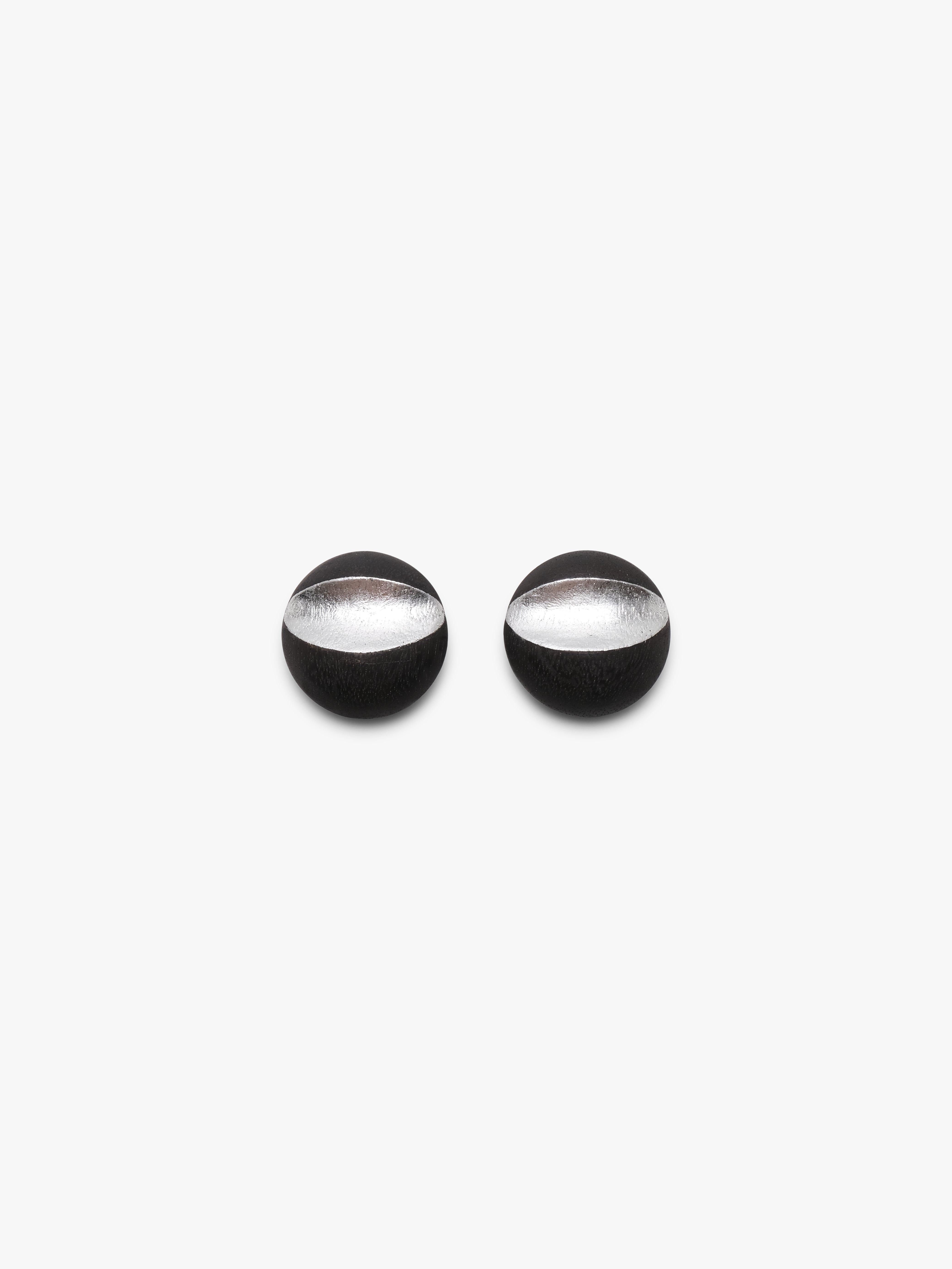 Sirone earrings: acacia, silverfoil