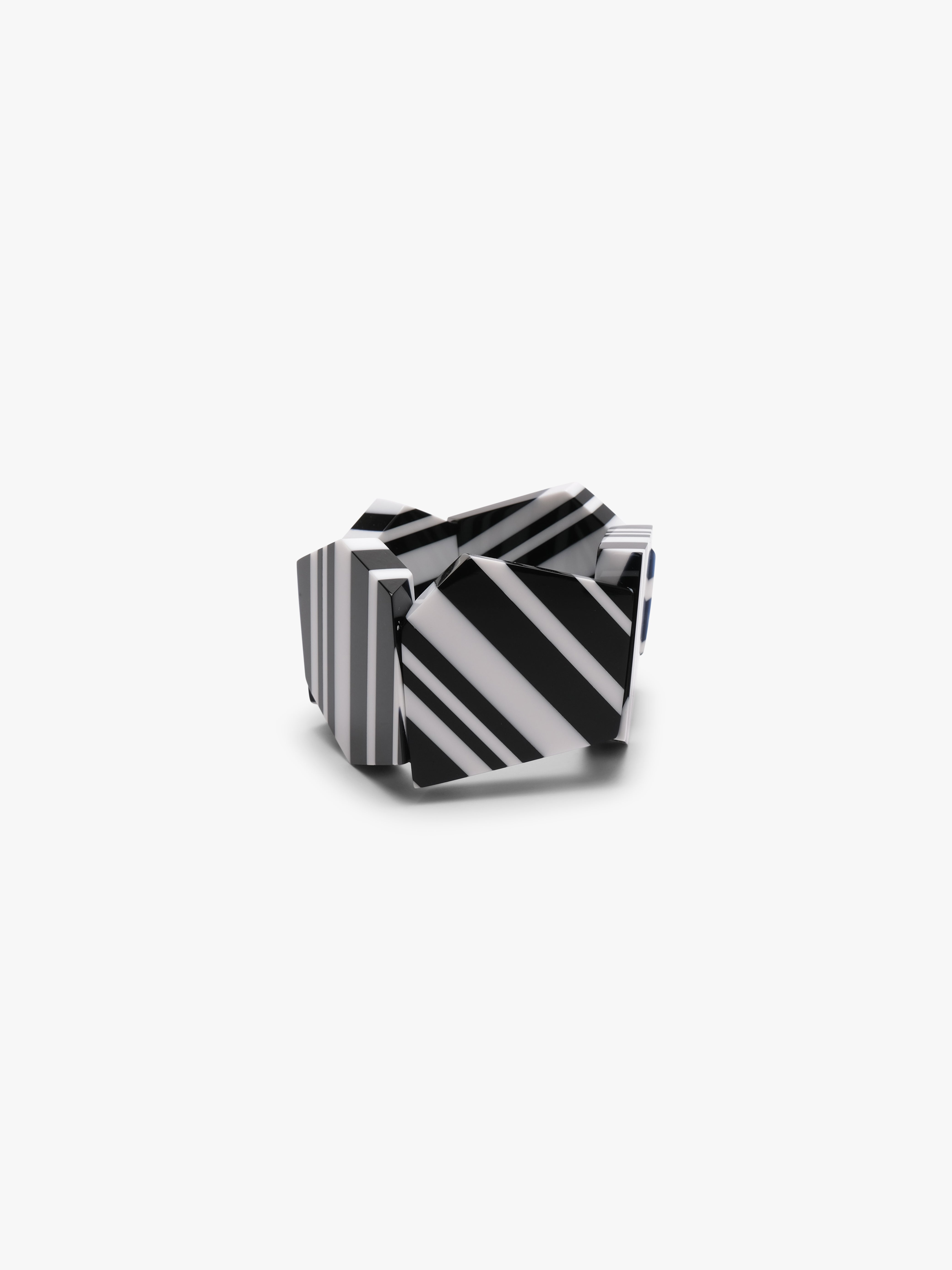 Kiro bracelet: striped greencast