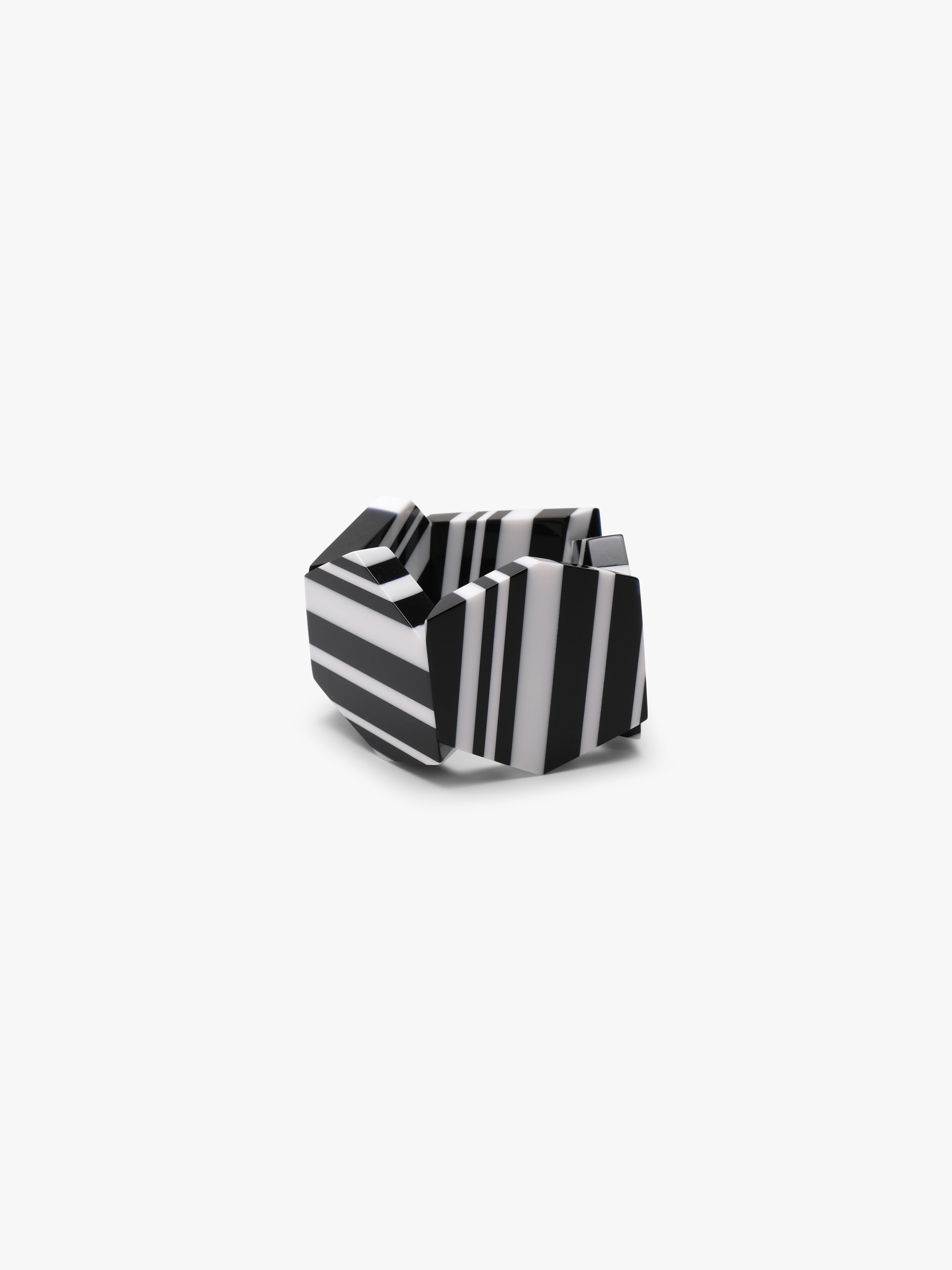Kiro bracelet: striped greencast