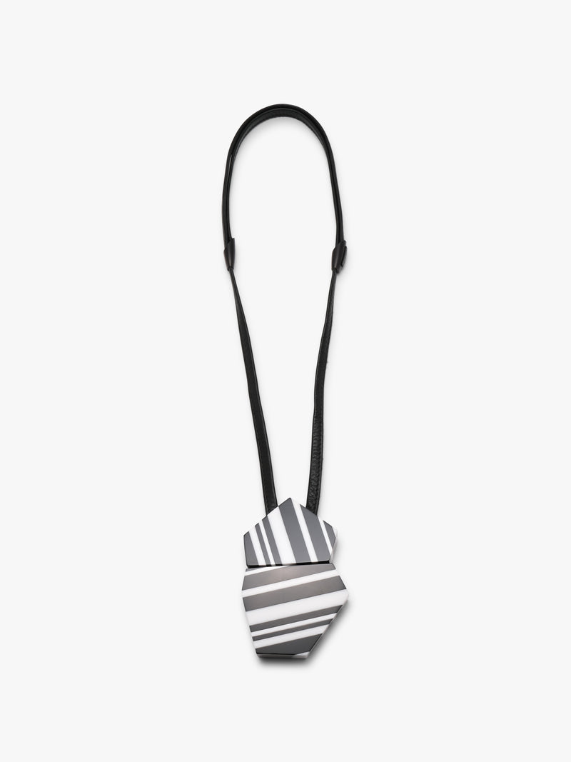 Iluma pendant: striped greencast, leather