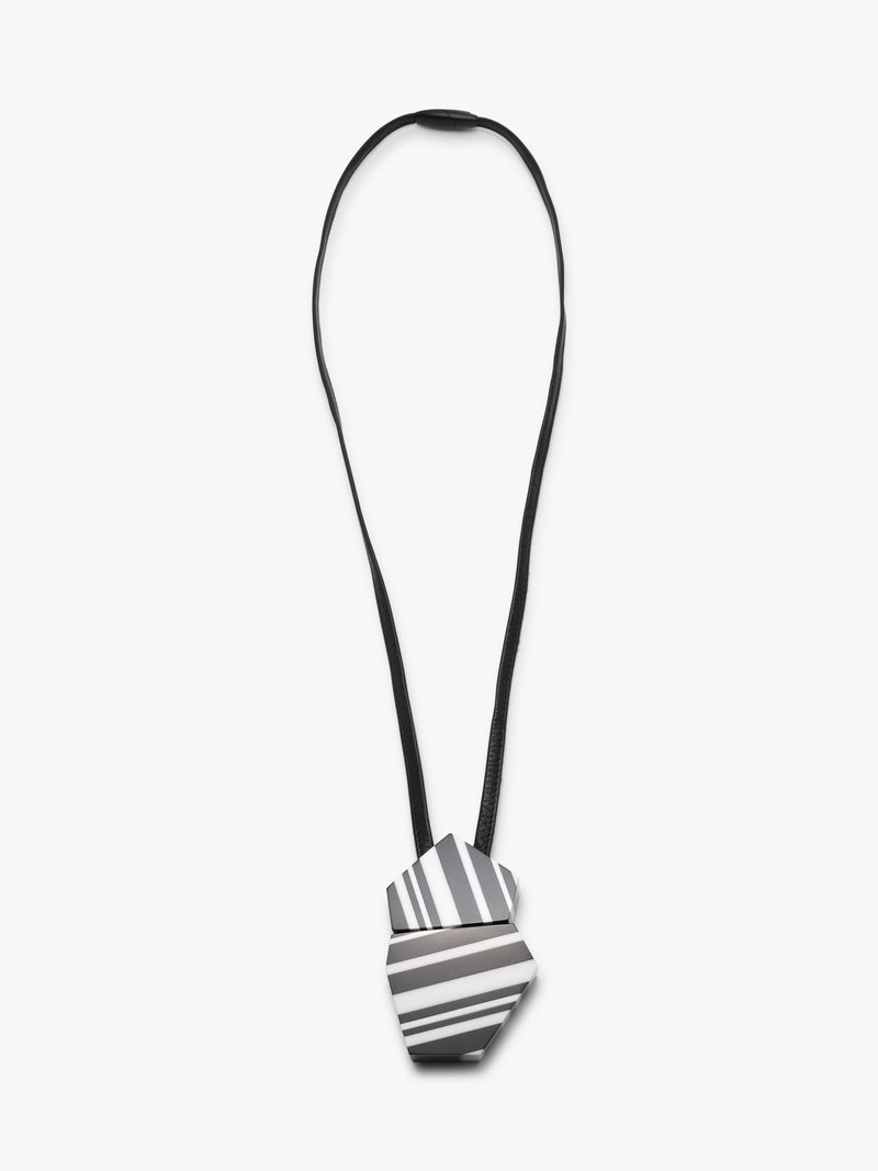 Iluma pendant: striped greencast, leather