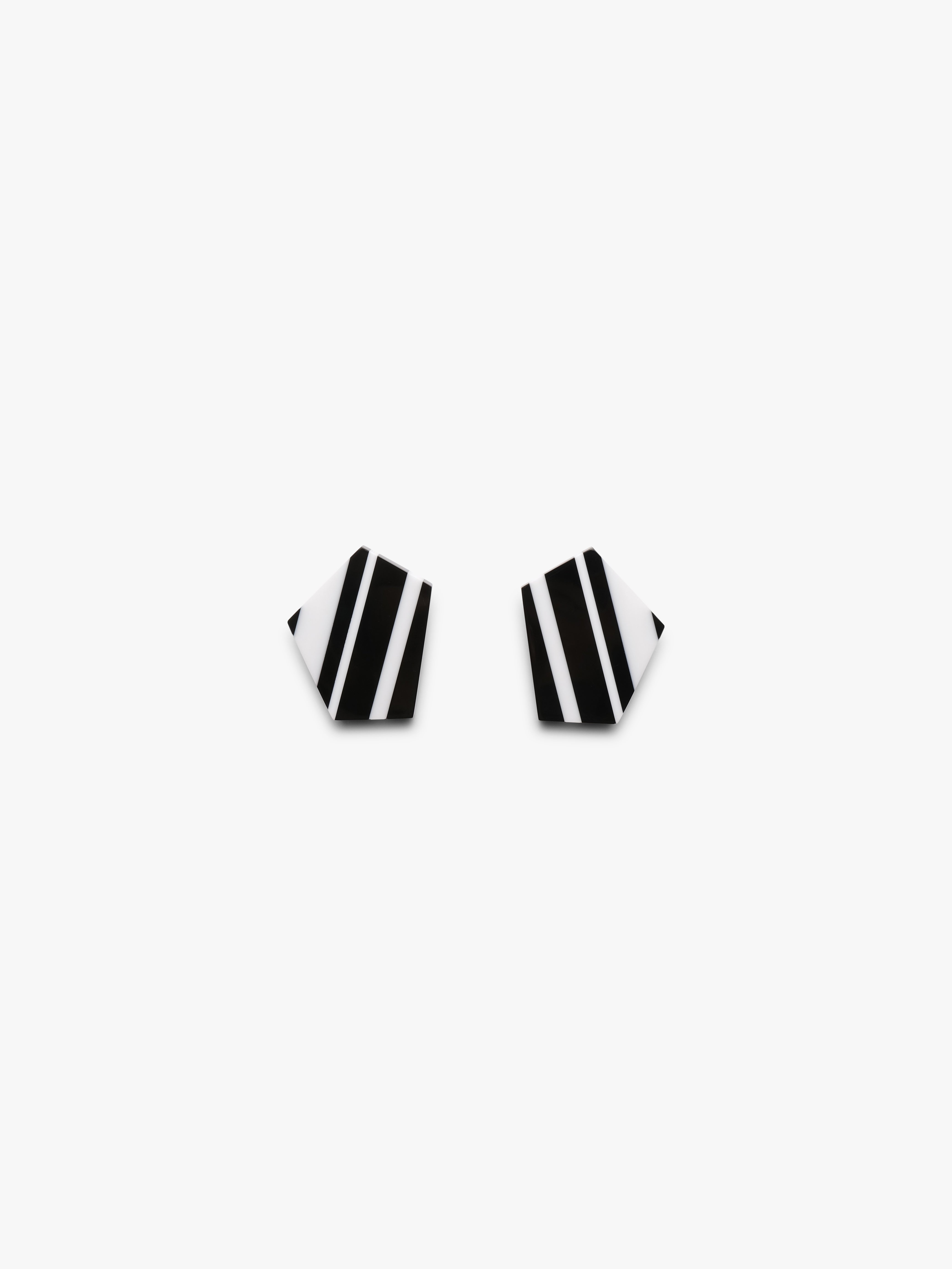 Zofi earrings: striped greencast