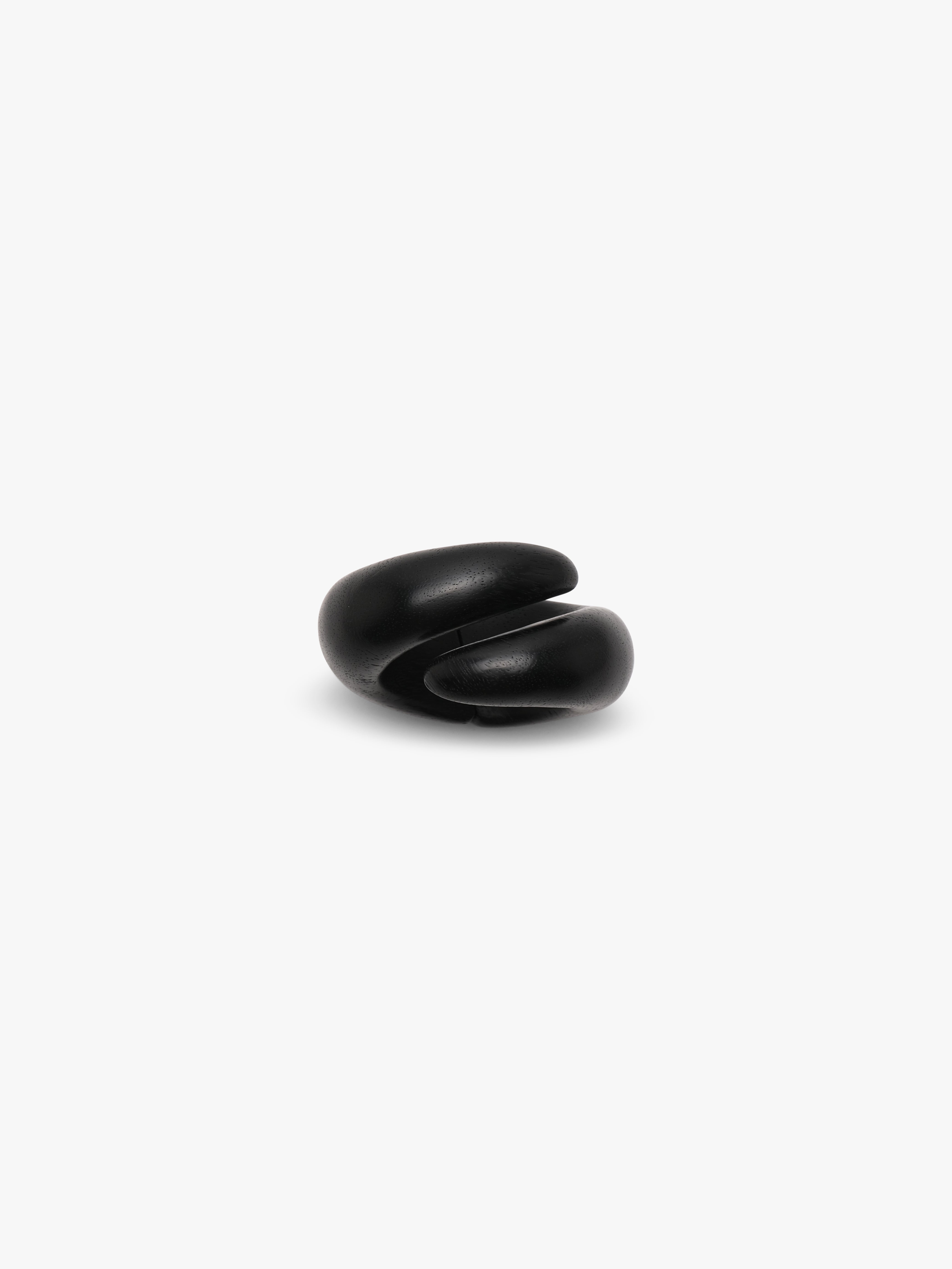 Ashari bracelet: black acacia
