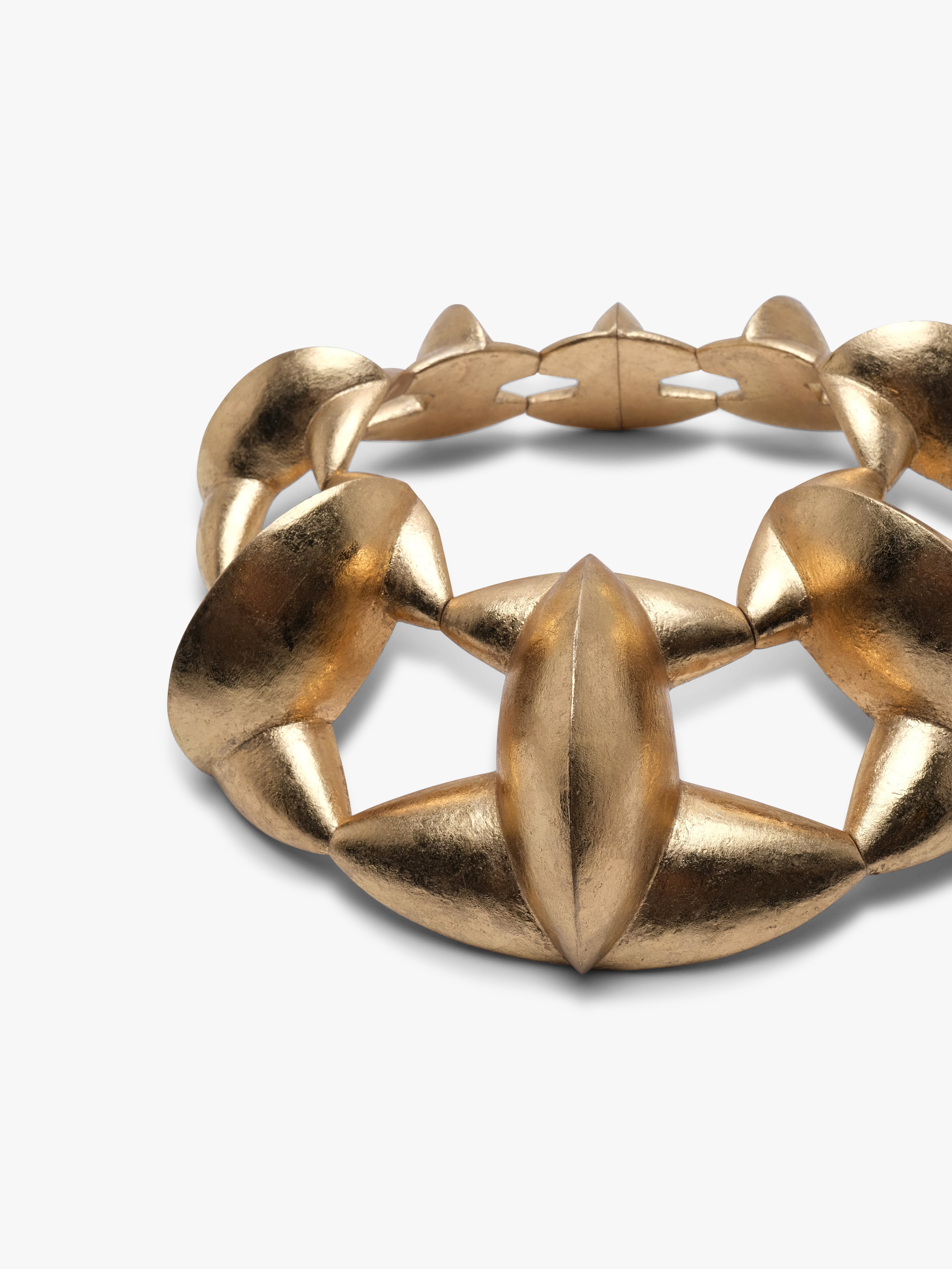 Soko necklace: acacia, goldfoil