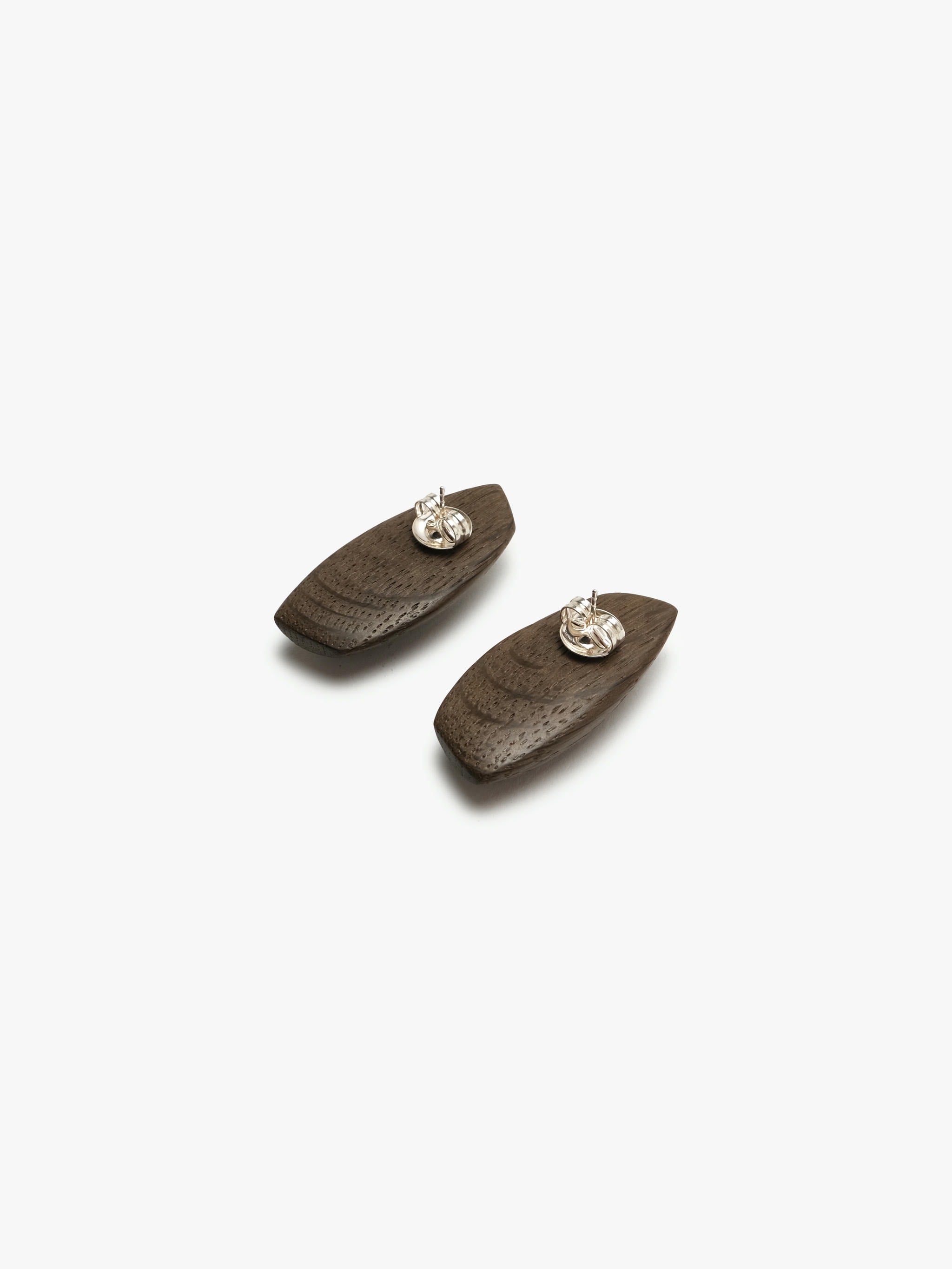 Maya stud earring: bog oak