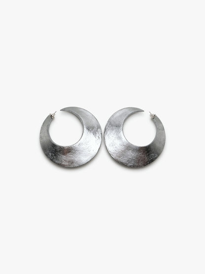 Eclipse stud earring: acacia, silverfoil