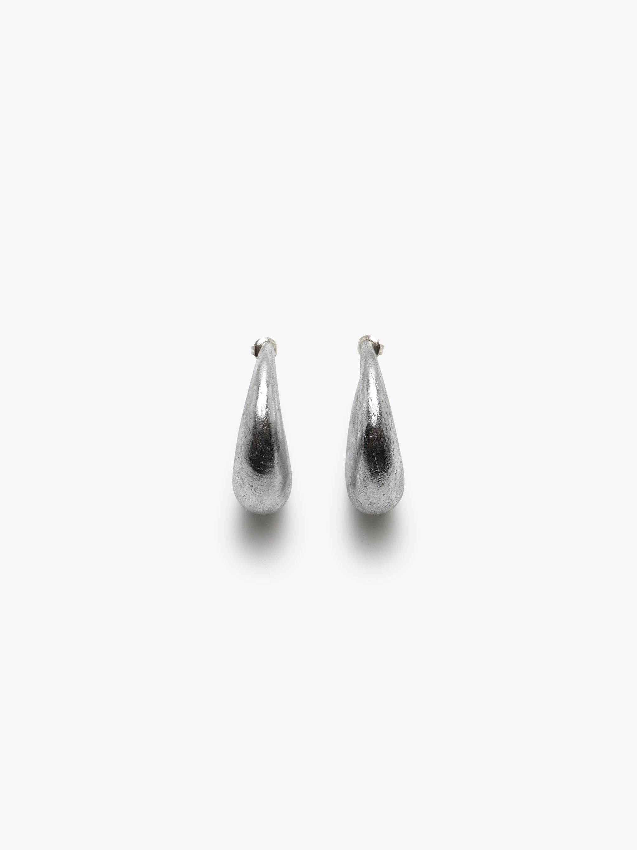 Half moon stud earring: silverfoil