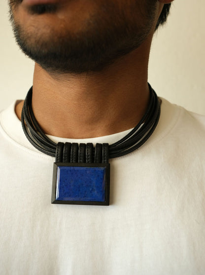 Necklace: lapis lazuli, leather