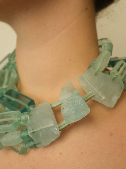 Necklace: aquamarine, glass beads