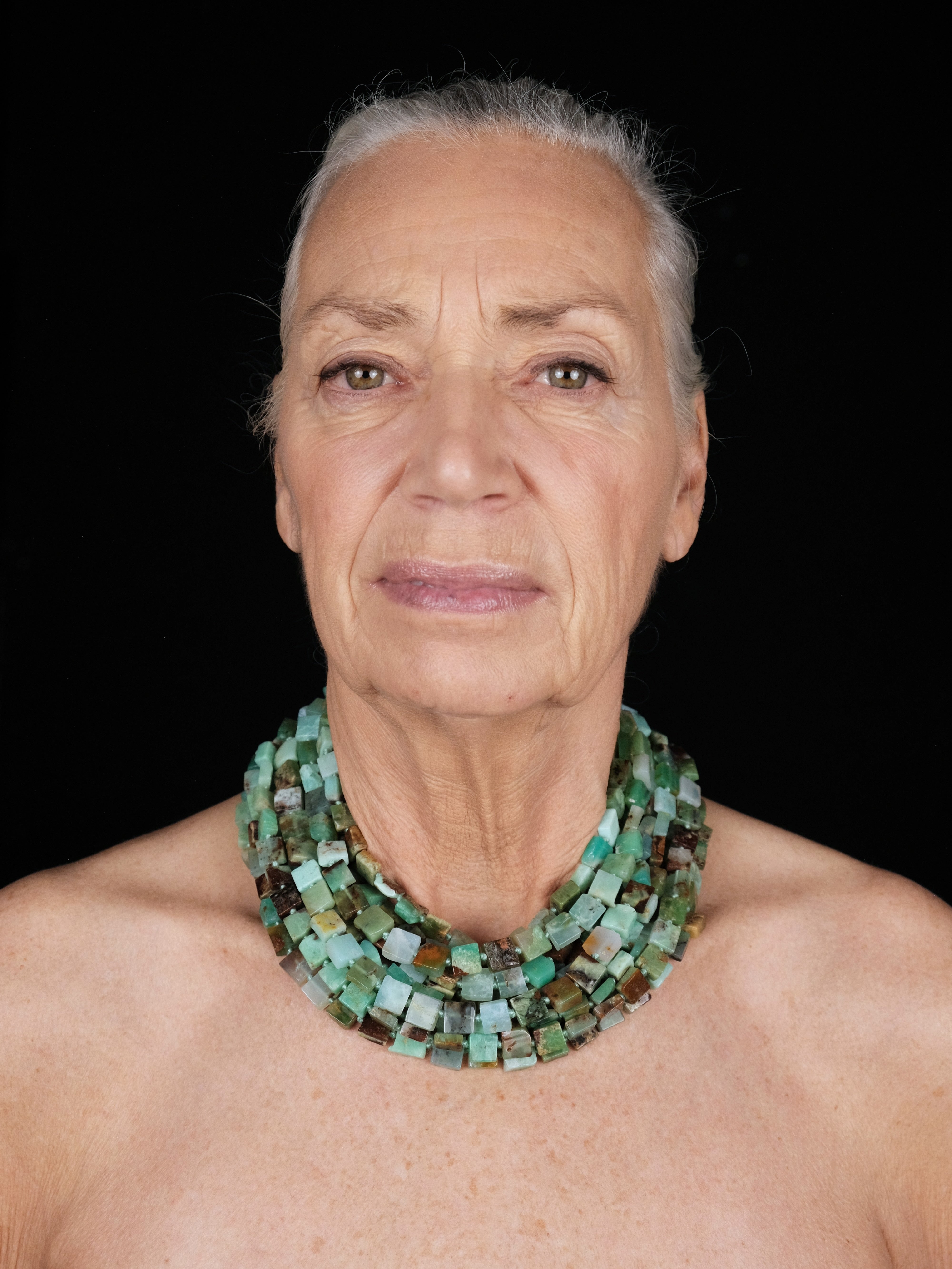 Necklace: chrysoprase