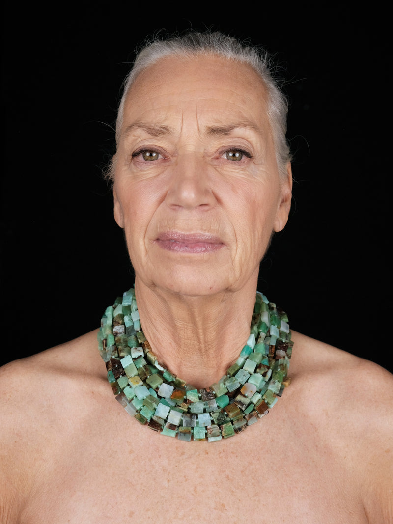 Necklace: chrysoprase