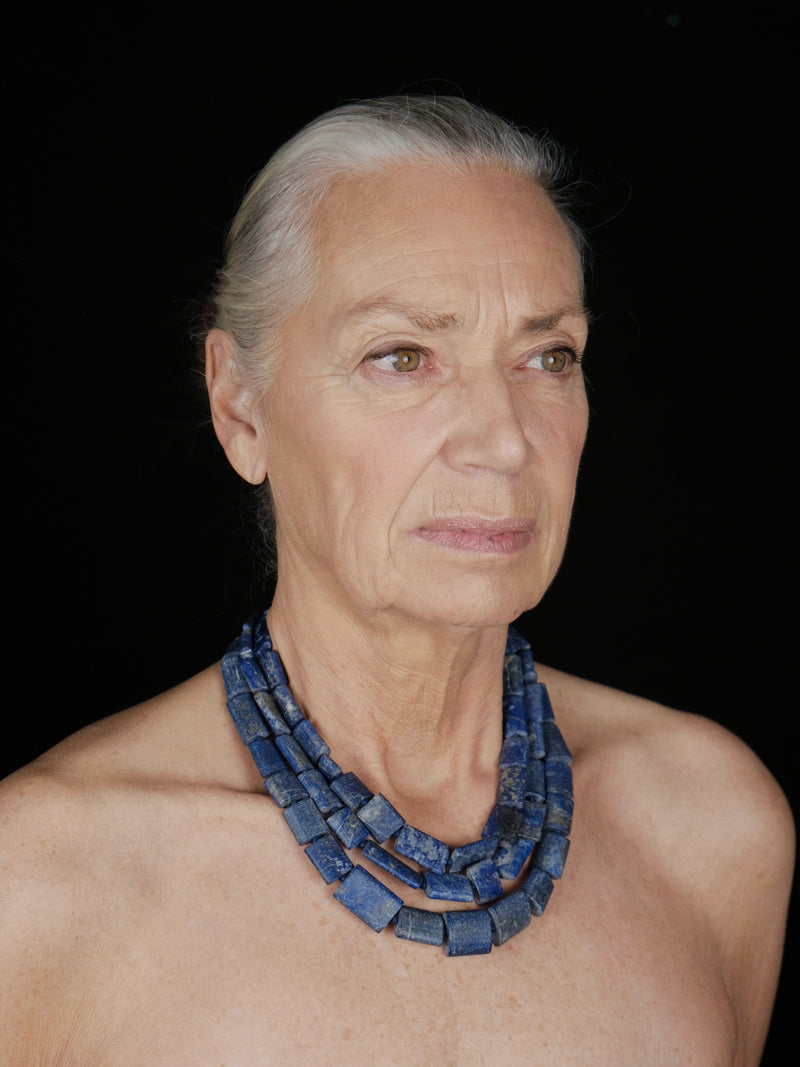 Necklace: lapis lazuli