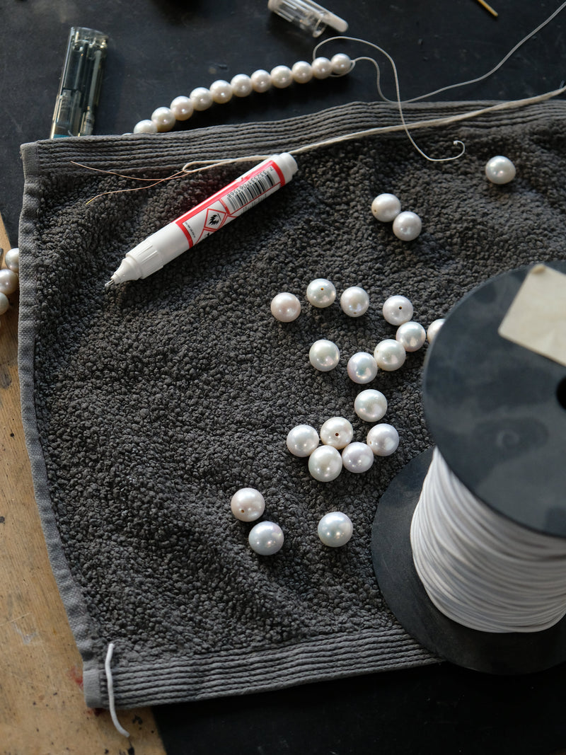 Necklace: freshwater pearls, baroque pearl, ebony