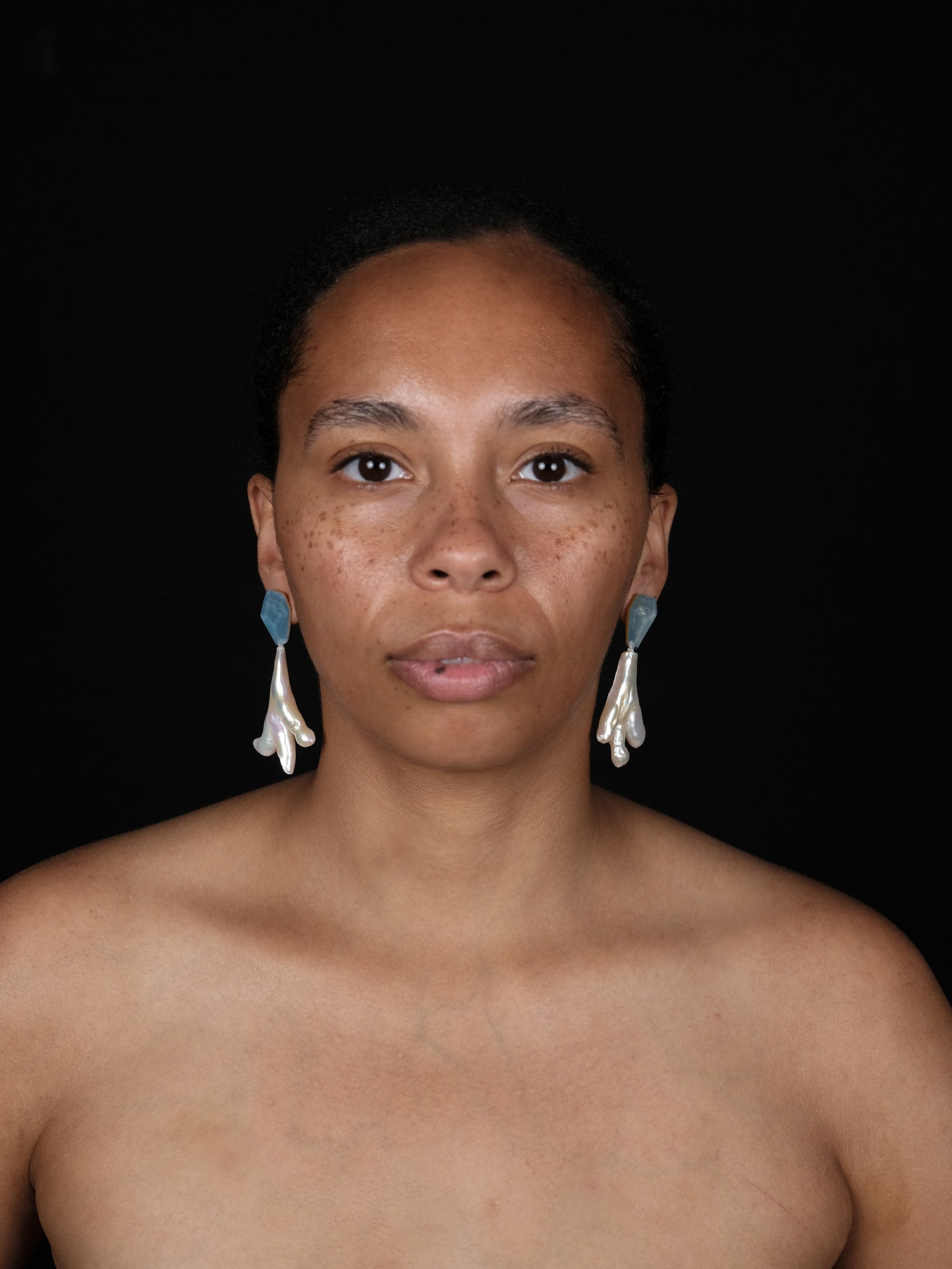 Earrings: aquamarine, baroque pearl, mother of pearl