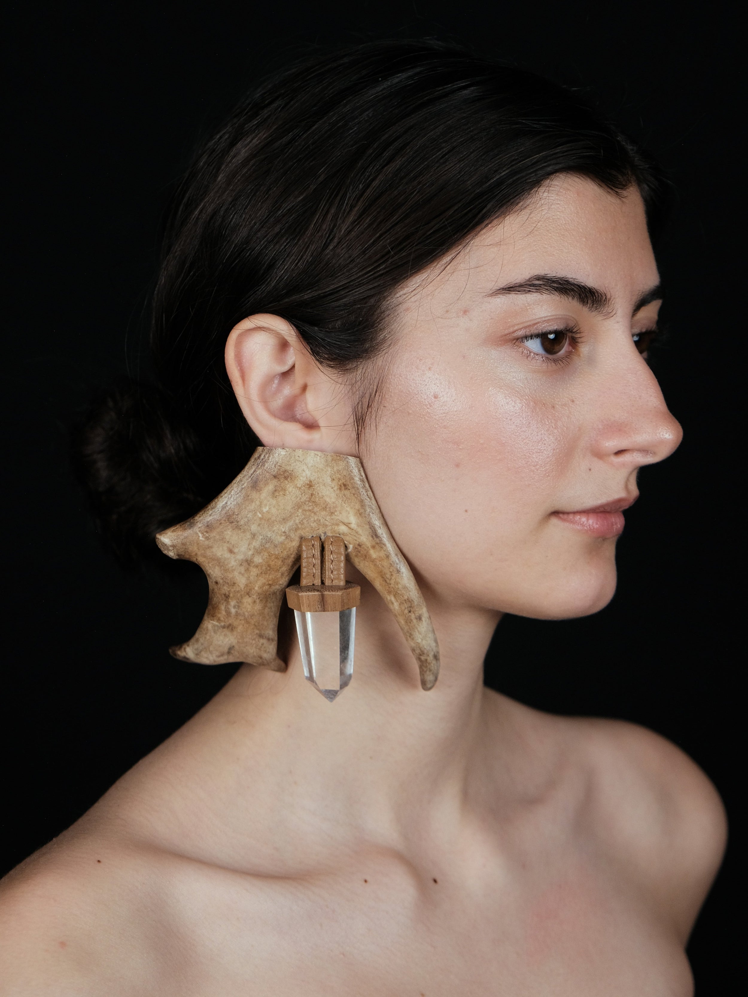 Earrings: antler, mountain crystal
