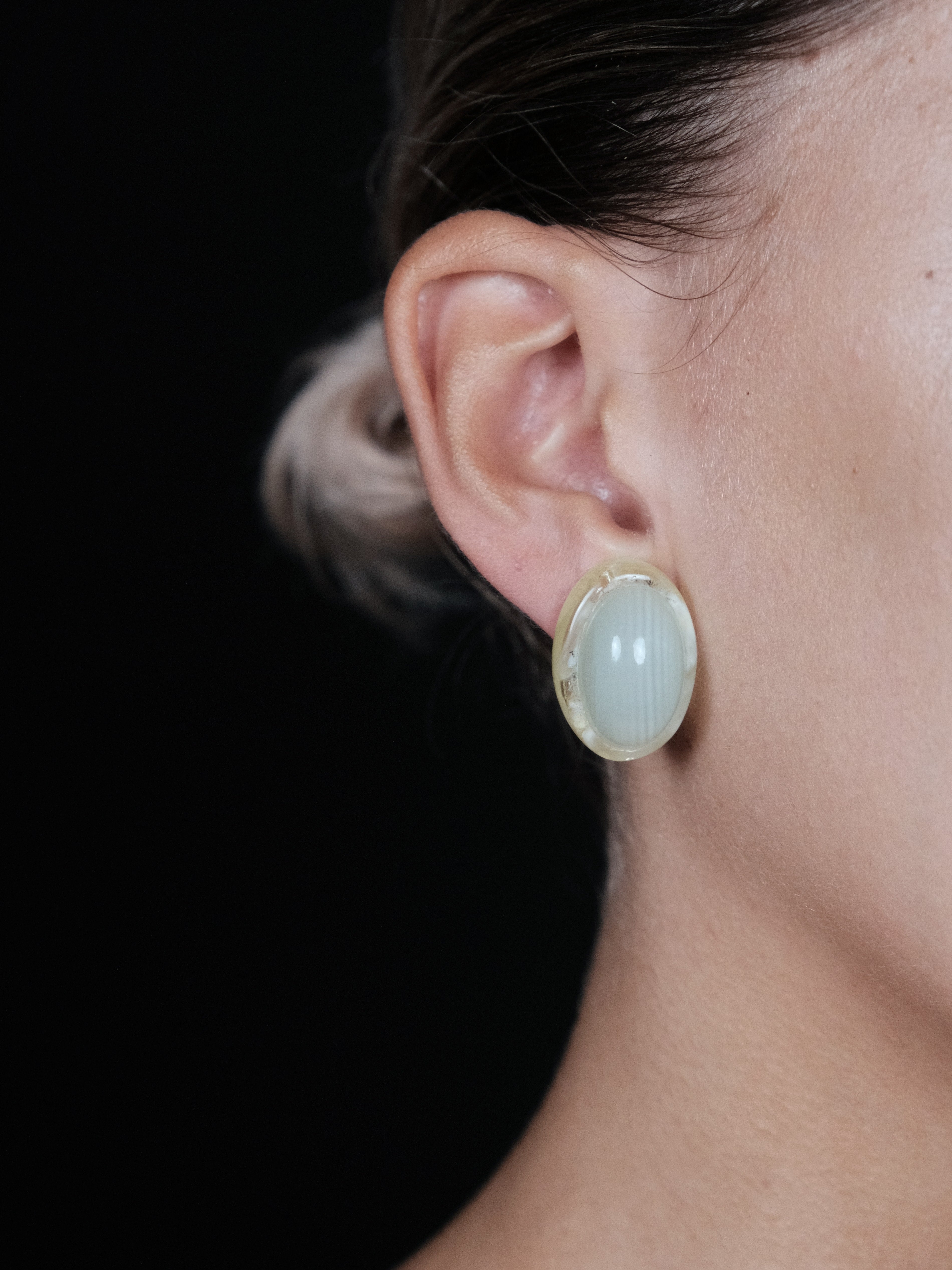 Earrings: agate, amber